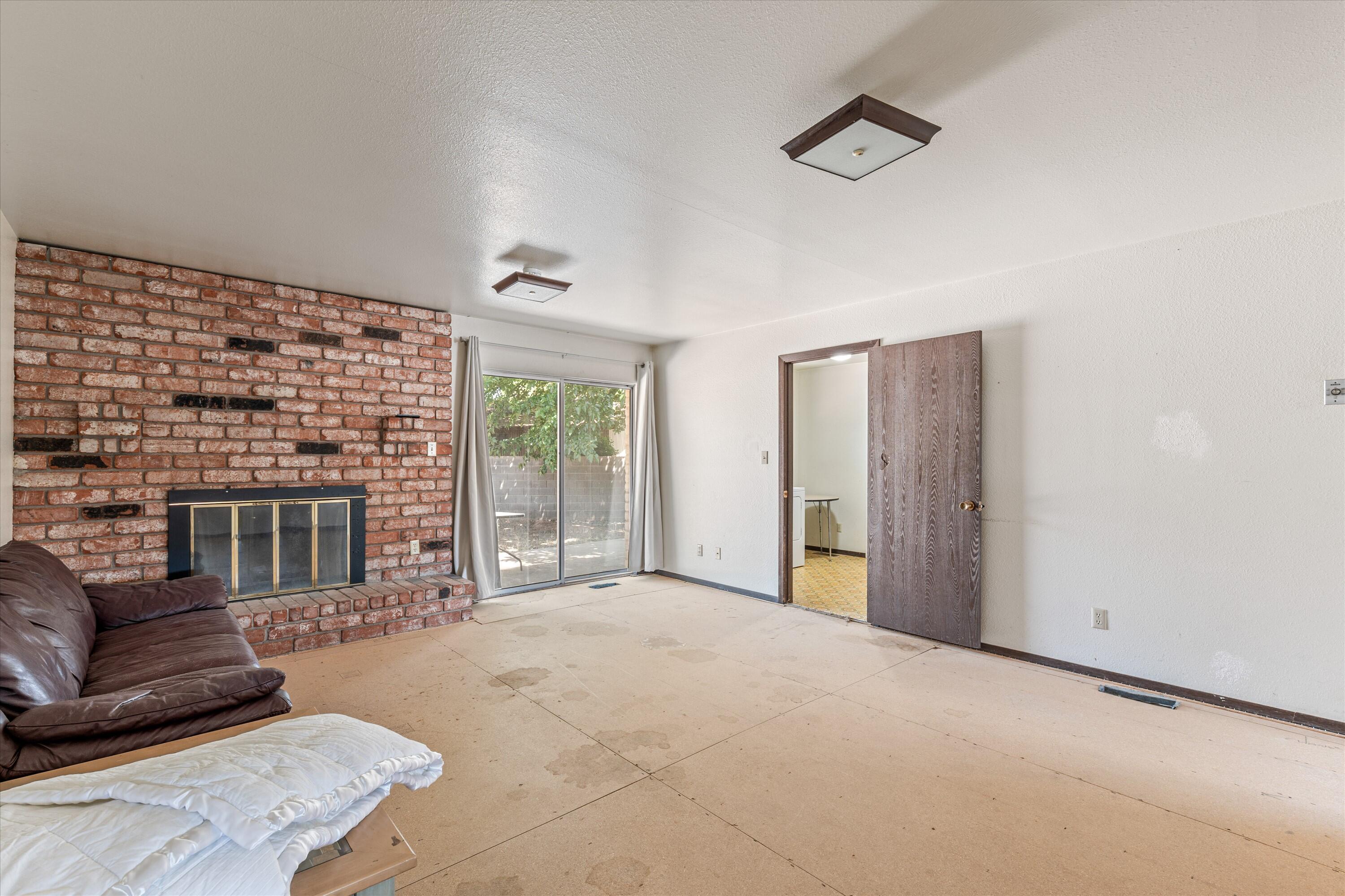 BLOOMINGTON COUNTRY CLUB - Residential