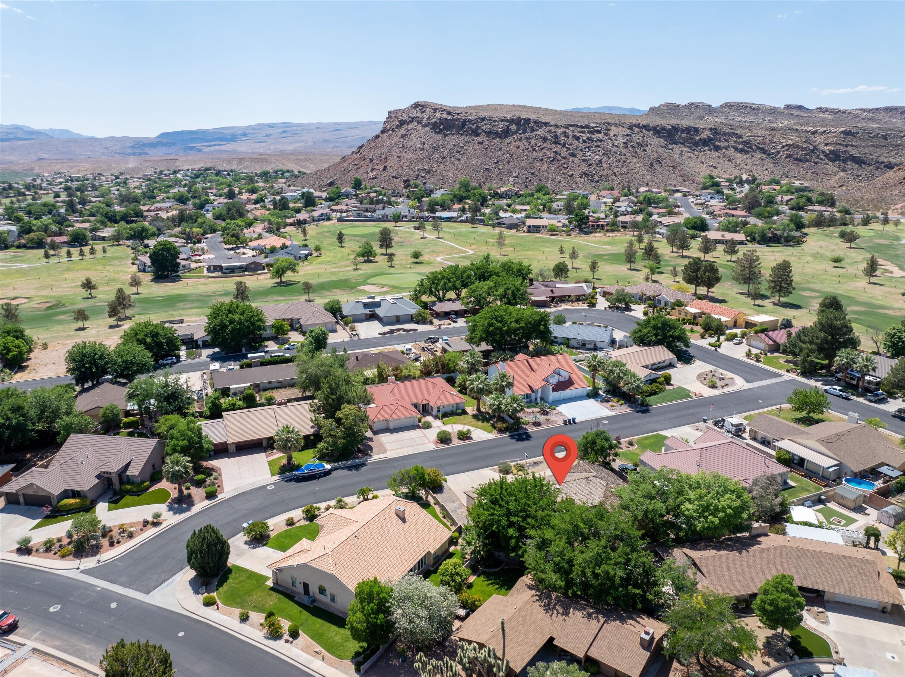BLOOMINGTON COUNTRY CLUB - Residential