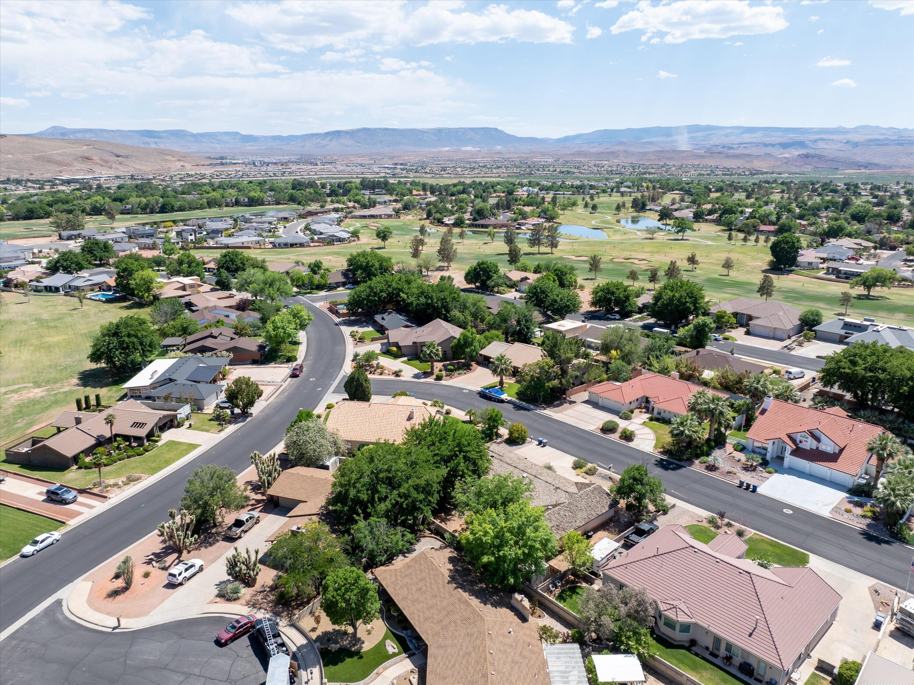 BLOOMINGTON COUNTRY CLUB - Residential