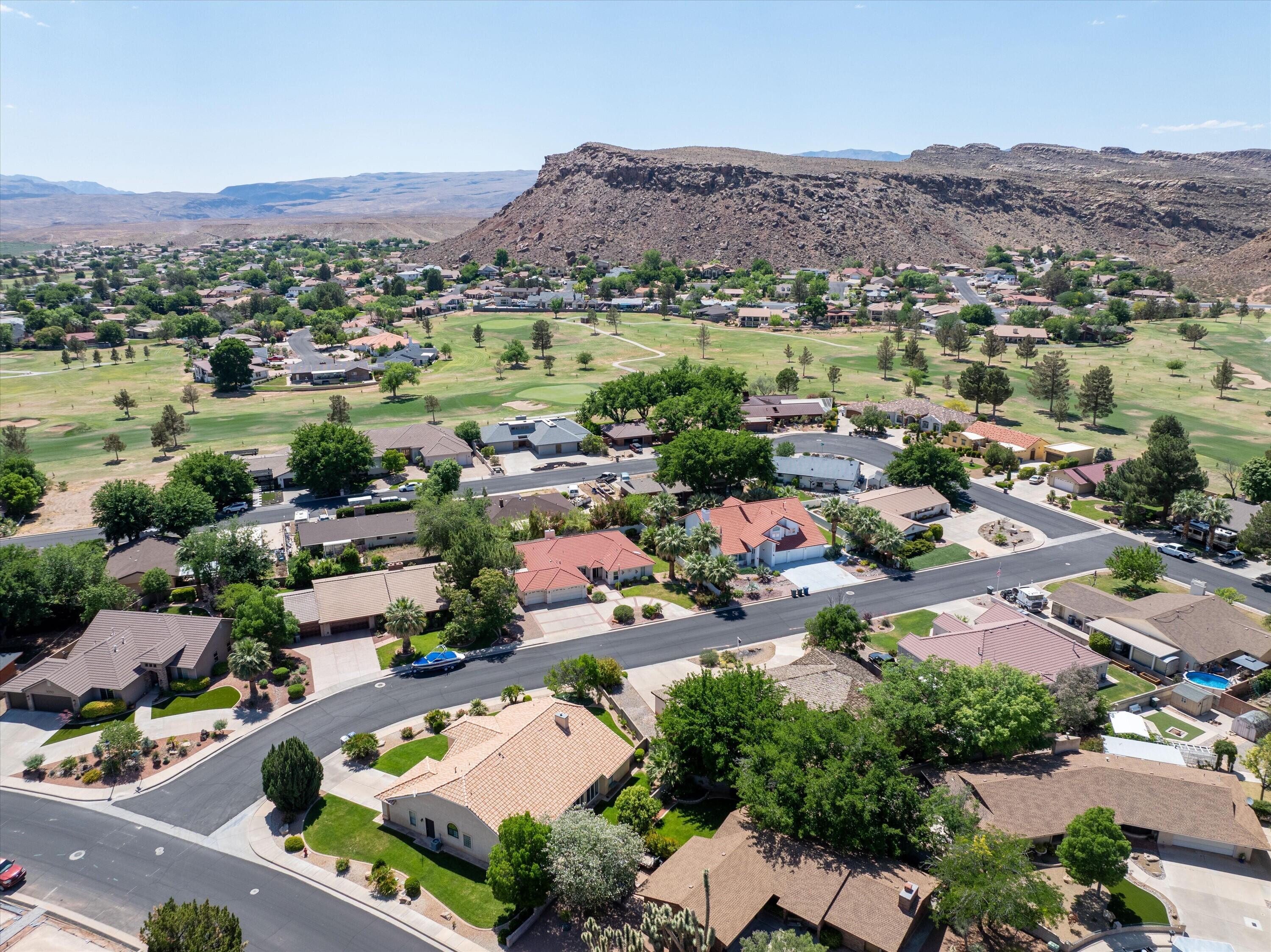 BLOOMINGTON COUNTRY CLUB - Residential