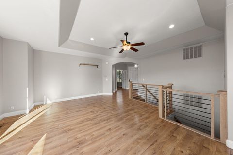 Tiny photo for 2274 S Mountain View CIR, Saint George, UT 84790 (MLS # 25-267763)