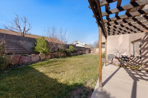 Tiny photo for 2274 S Mountain View CIR, Saint George, UT 84790 (MLS # 25-267763)
