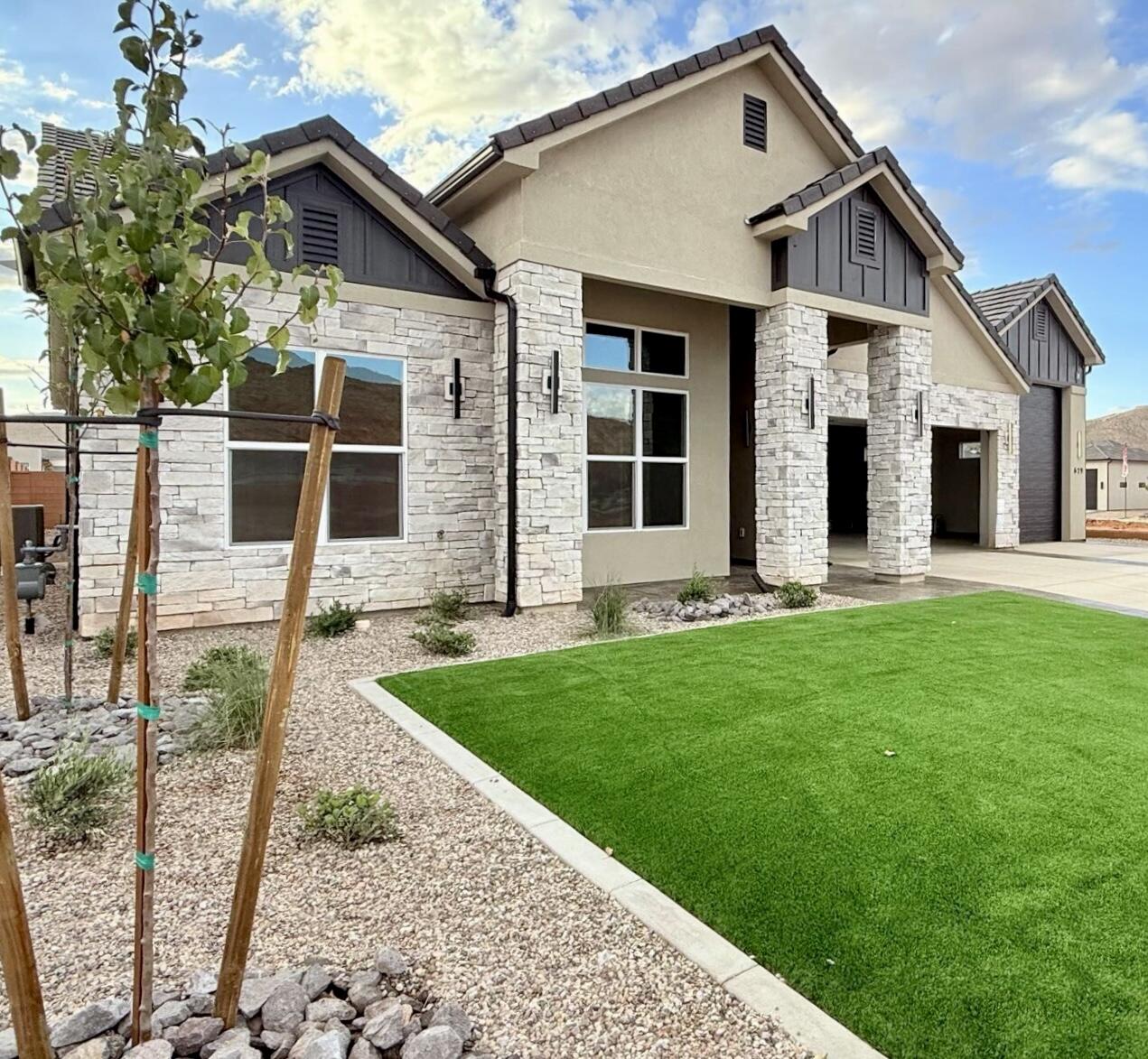 RIVERBEND AT SUNRISE VALLEY - Residential