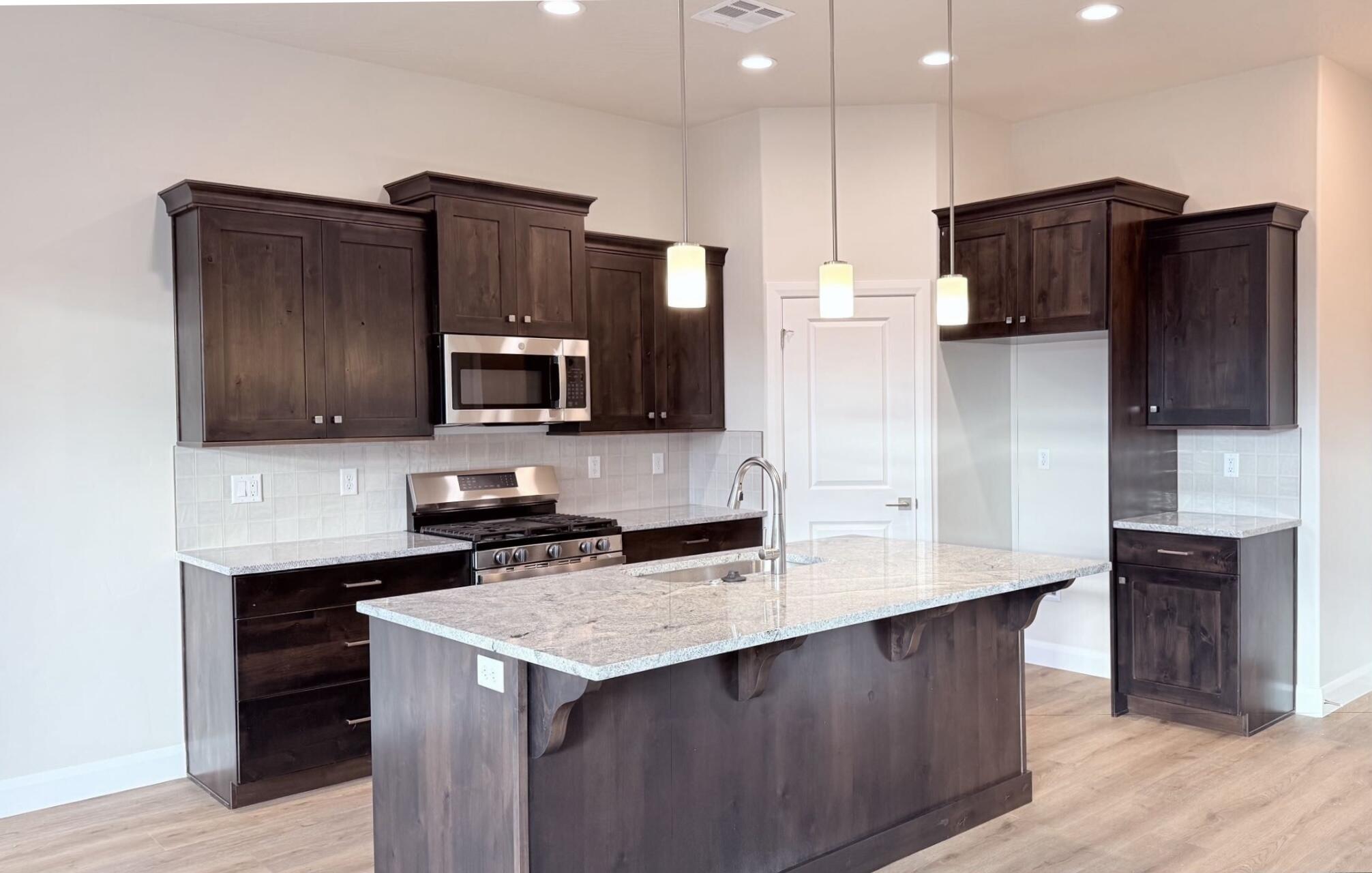 RIVERBEND AT SUNRISE VALLEY - Residential