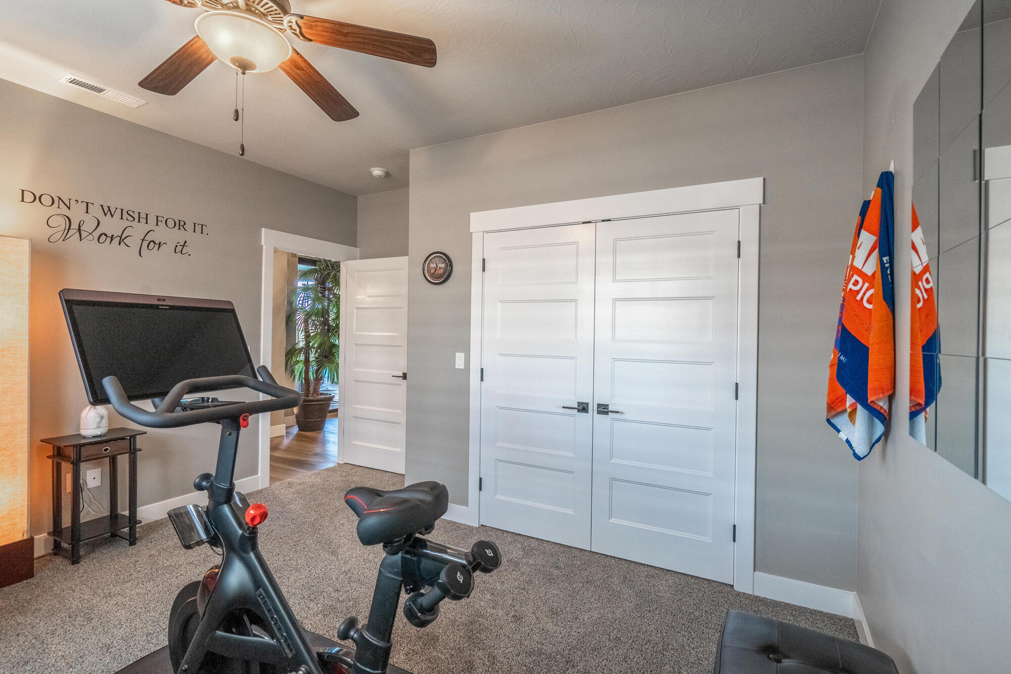 CROSS ROADS AT STUCKI FARMS - Residential