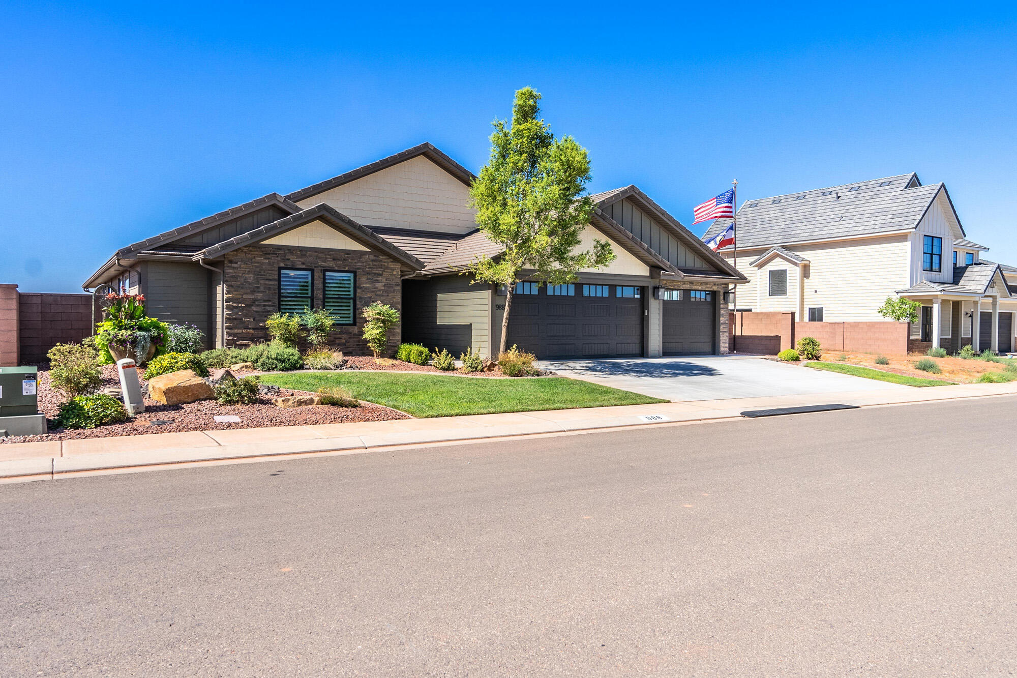 CROSS ROADS AT STUCKI FARMS - Residential