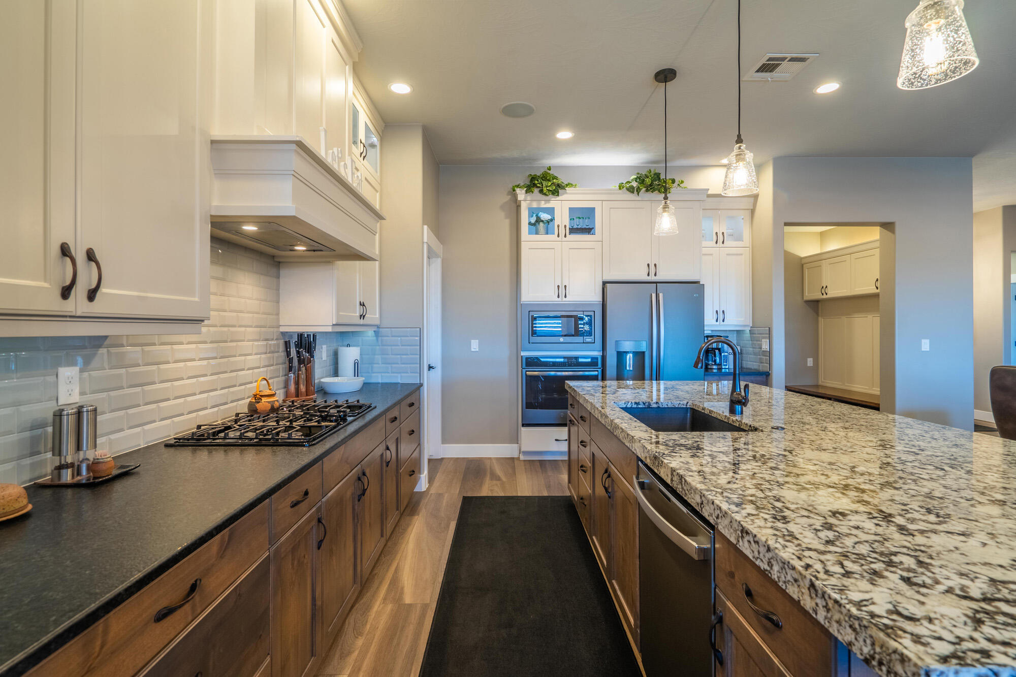 CROSS ROADS AT STUCKI FARMS - Residential