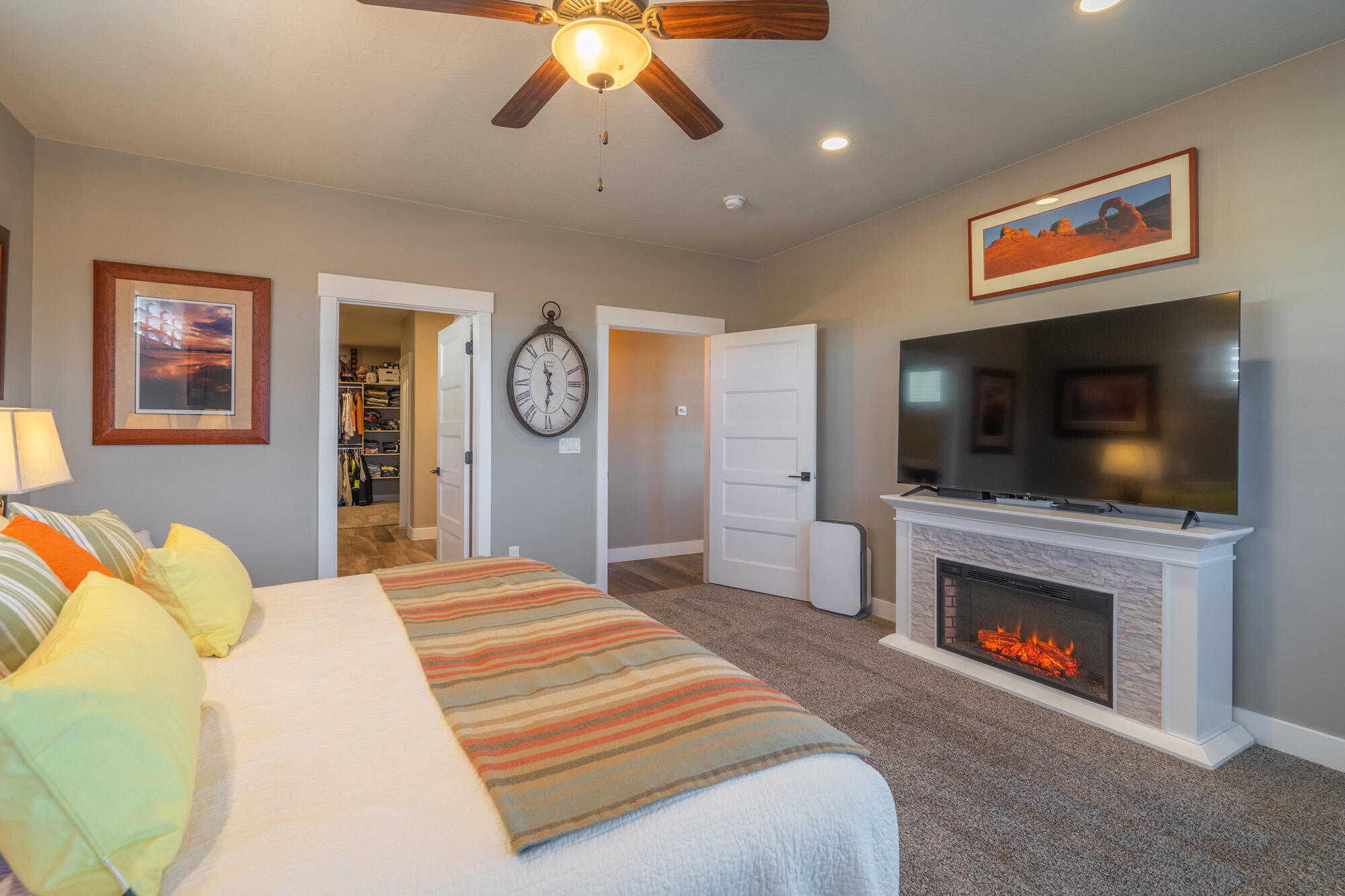 CROSS ROADS AT STUCKI FARMS - Residential