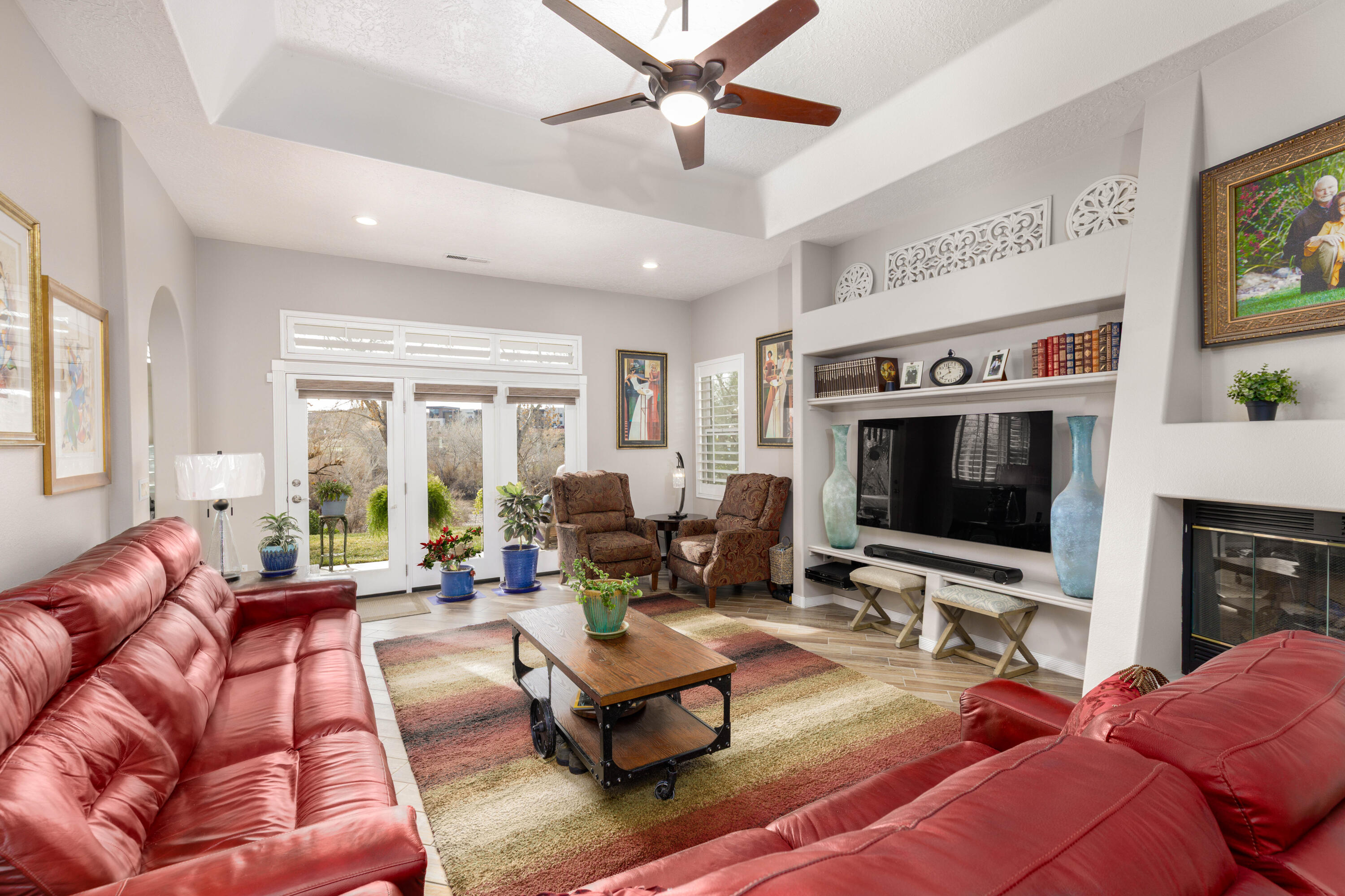 RIVERWOOD TOWNHOMES - Residential