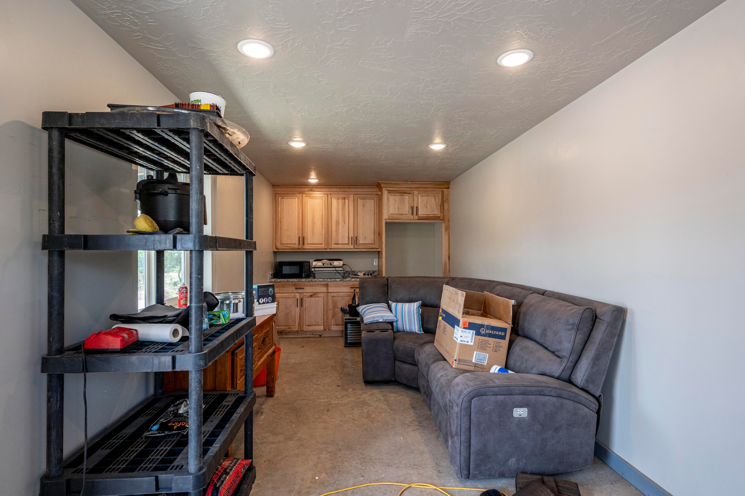 329 N 400 W, Parowan, UT, 84761, USA, 3 Bedrooms Bedrooms, ,3 BathroomsBathrooms,Residential,Active,329 N 400 W,26-273061