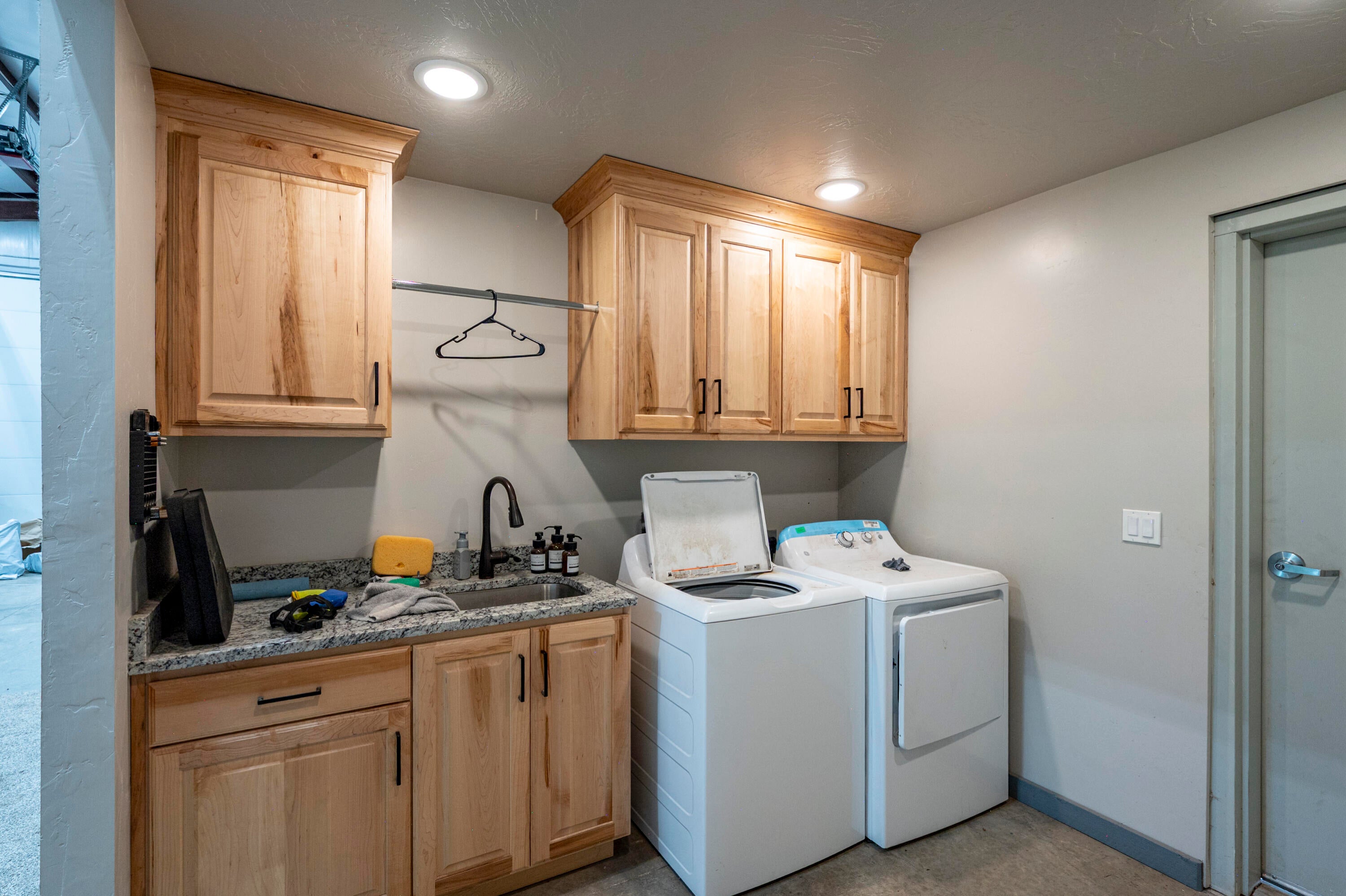 329 N 400 W, Parowan, UT, 84761, USA, 3 Bedrooms Bedrooms, ,3 BathroomsBathrooms,Residential,Active,329 N 400 W,26-273061