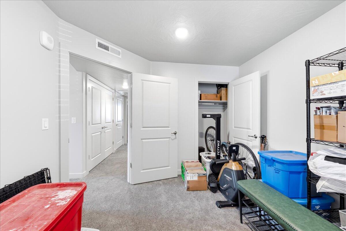 RED VISTA CONDO - Residential