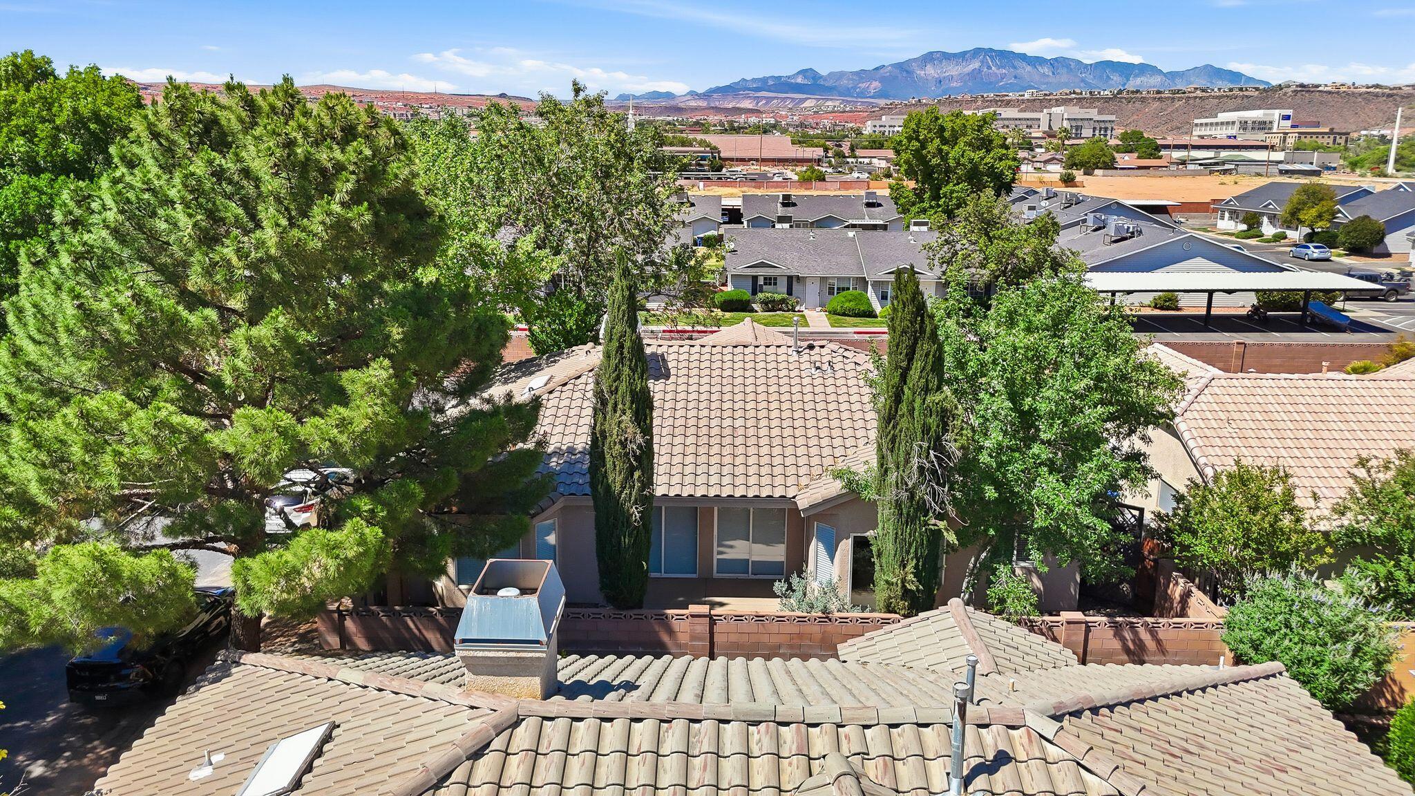 RIVER RIDGE GARDEN HOMES - Residential