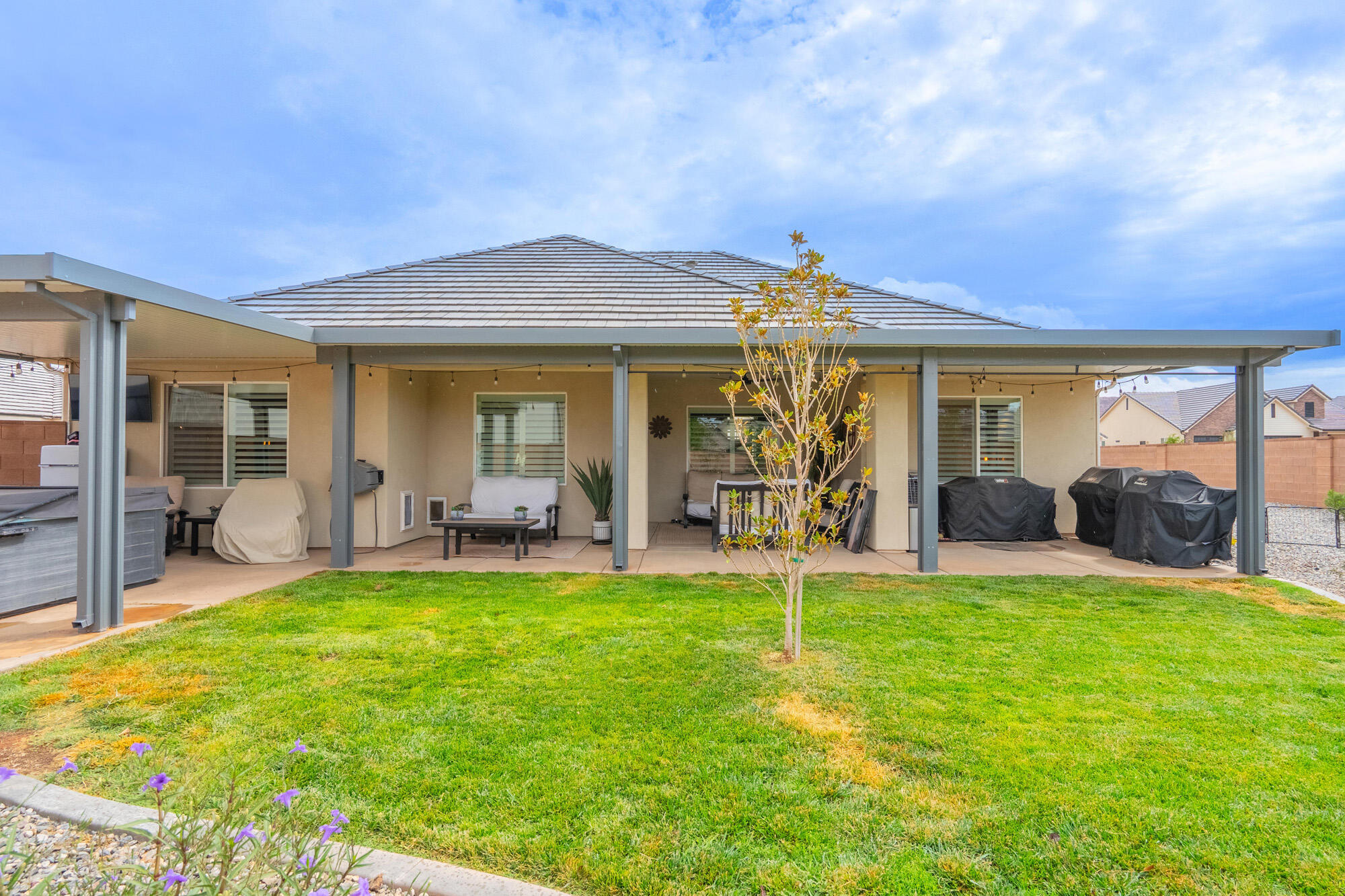CROSS ROADS AT STUCKI FARMS - Residential