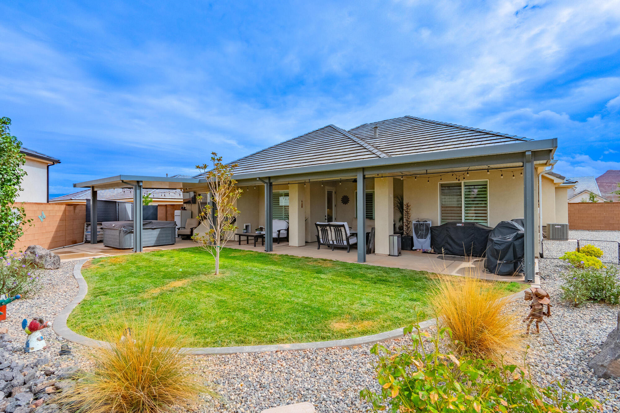 CROSS ROADS AT STUCKI FARMS - Residential