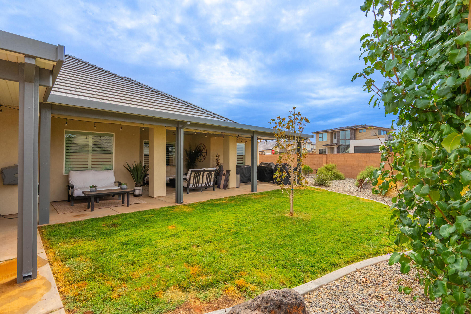 CROSS ROADS AT STUCKI FARMS - Residential