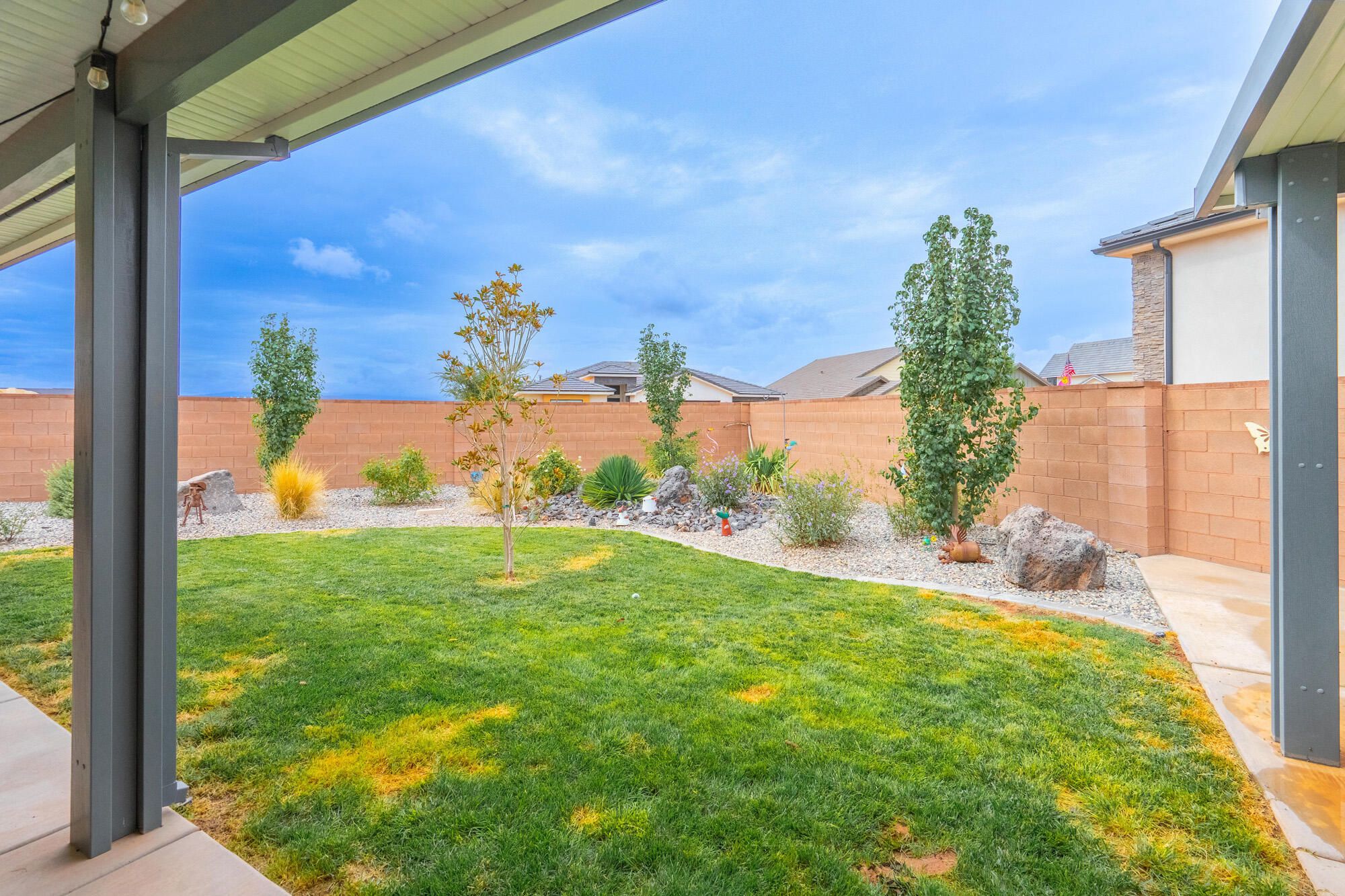 CROSS ROADS AT STUCKI FARMS - Residential
