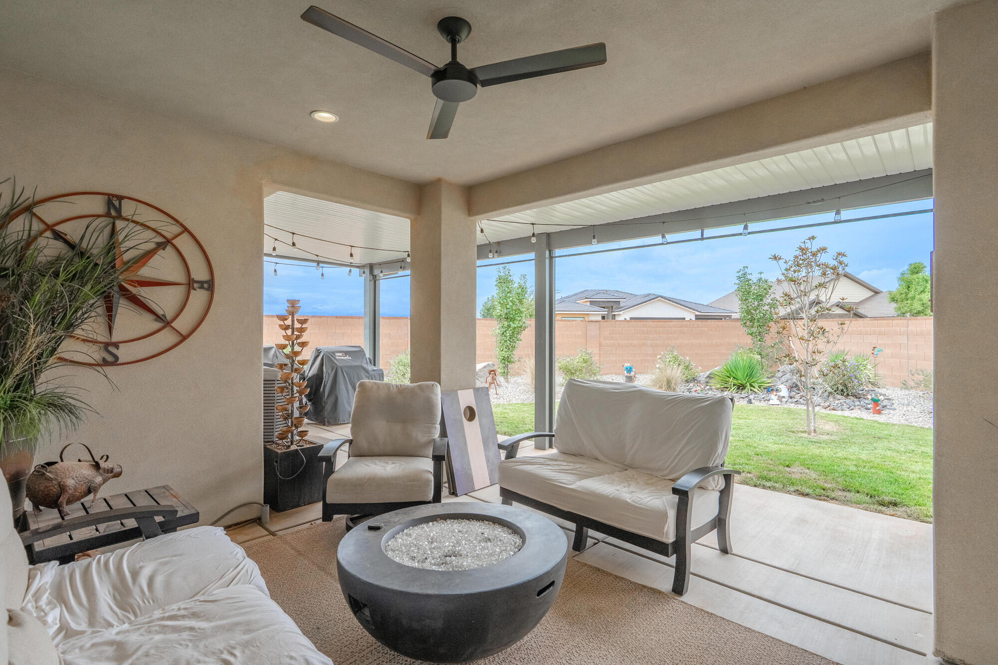 CROSS ROADS AT STUCKI FARMS - Residential