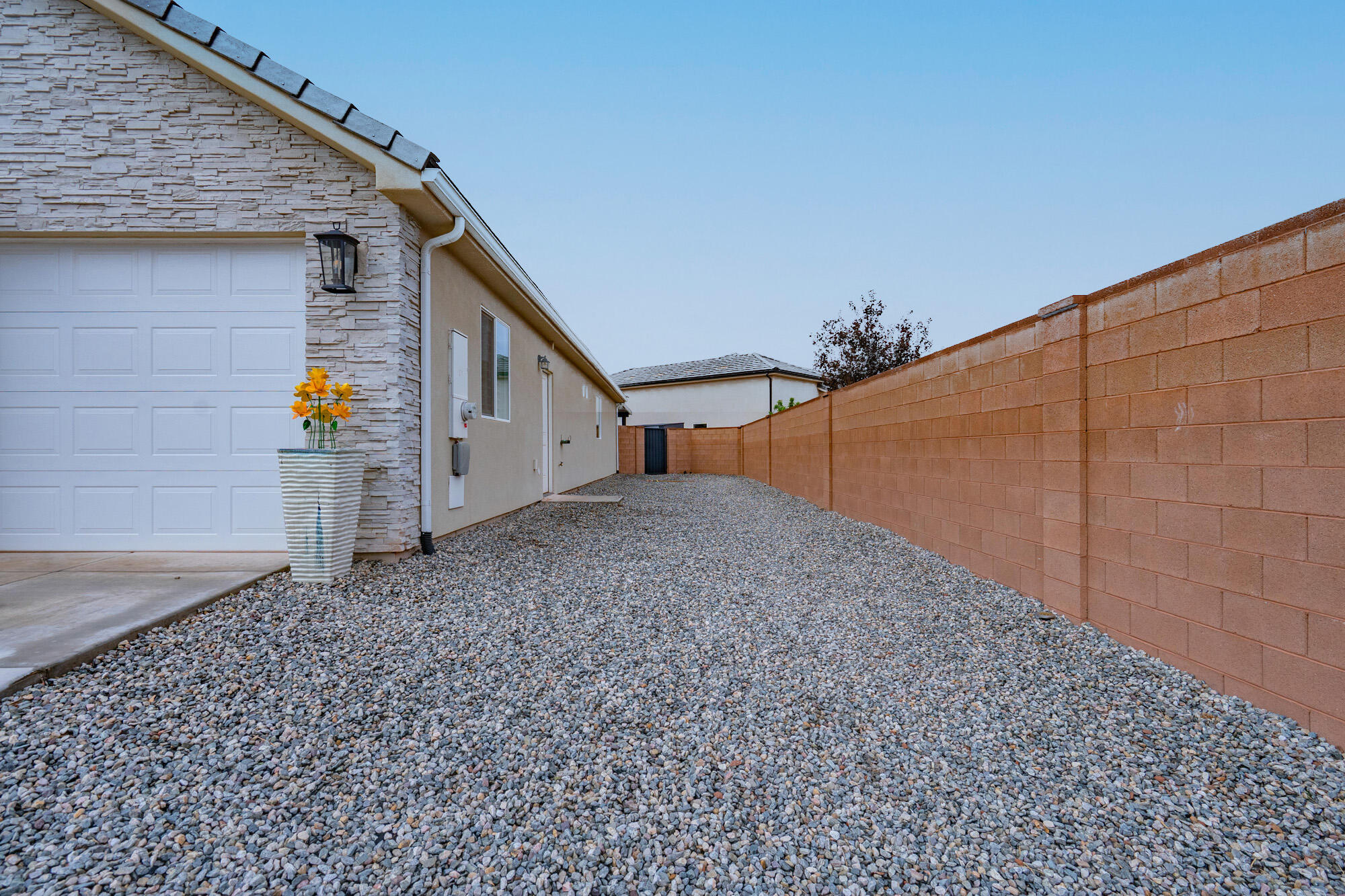 CROSS ROADS AT STUCKI FARMS - Residential