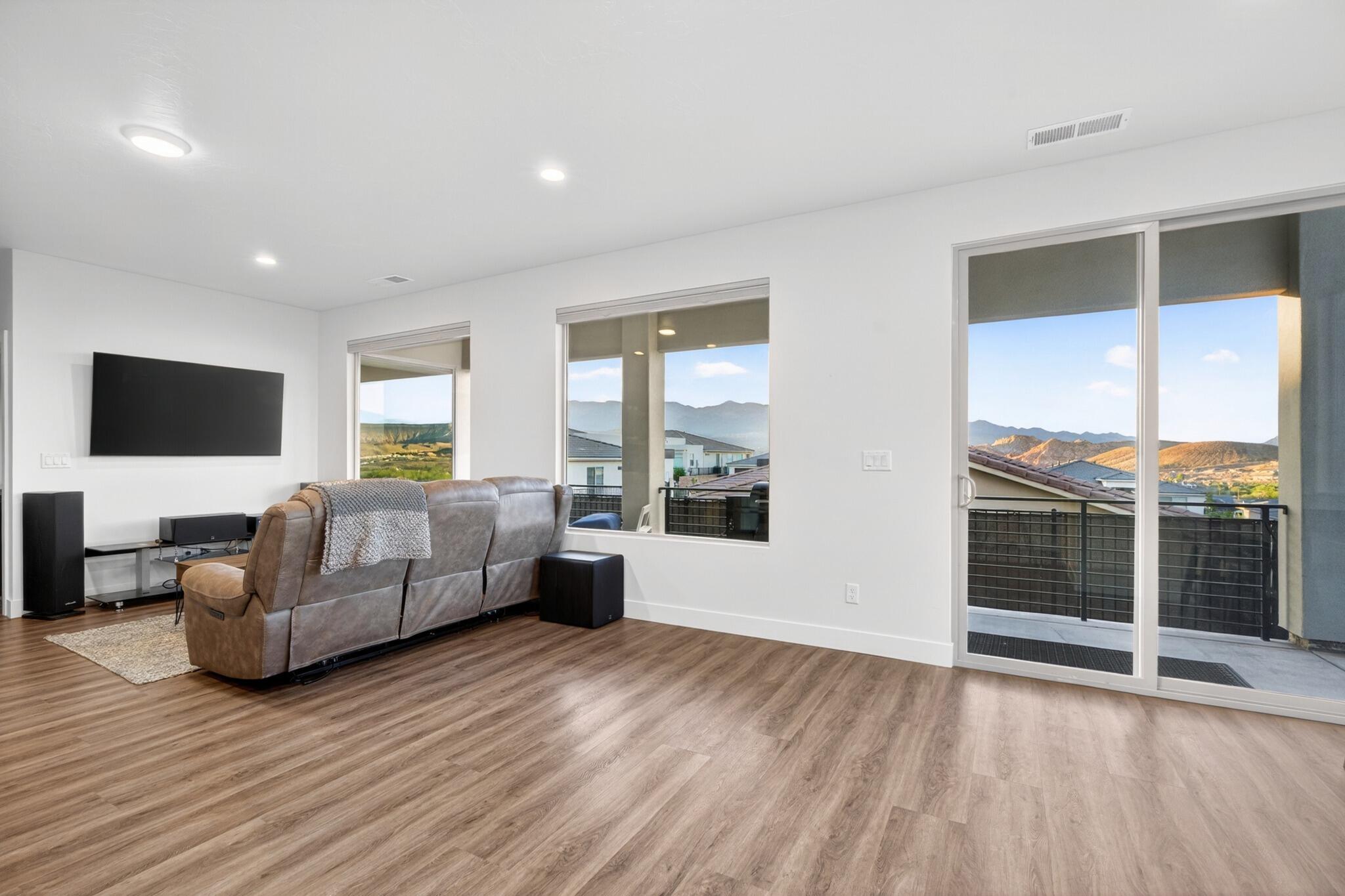 ZION VISTA - Residential