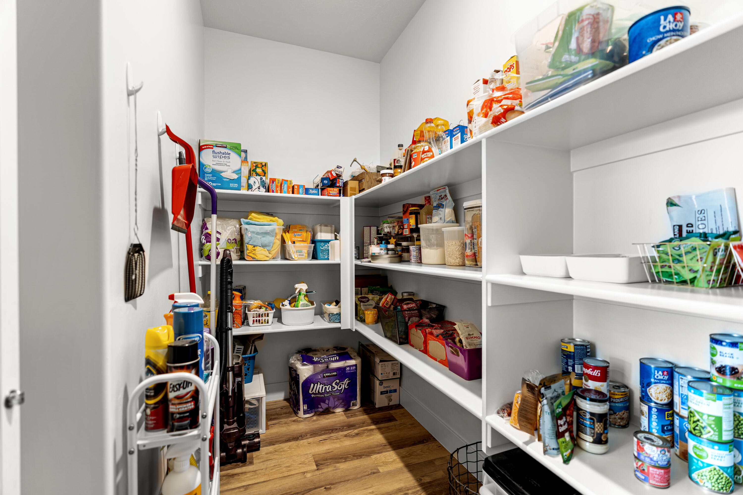 DESERT VISTA TOWNHOMES AT DESERT CANYONS - Residential