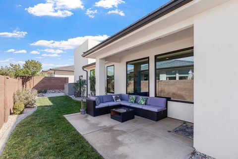 Tiny photo for 3087 E Fuchsia DR, Saint George, UT 84790 (MLS # 25-266280)