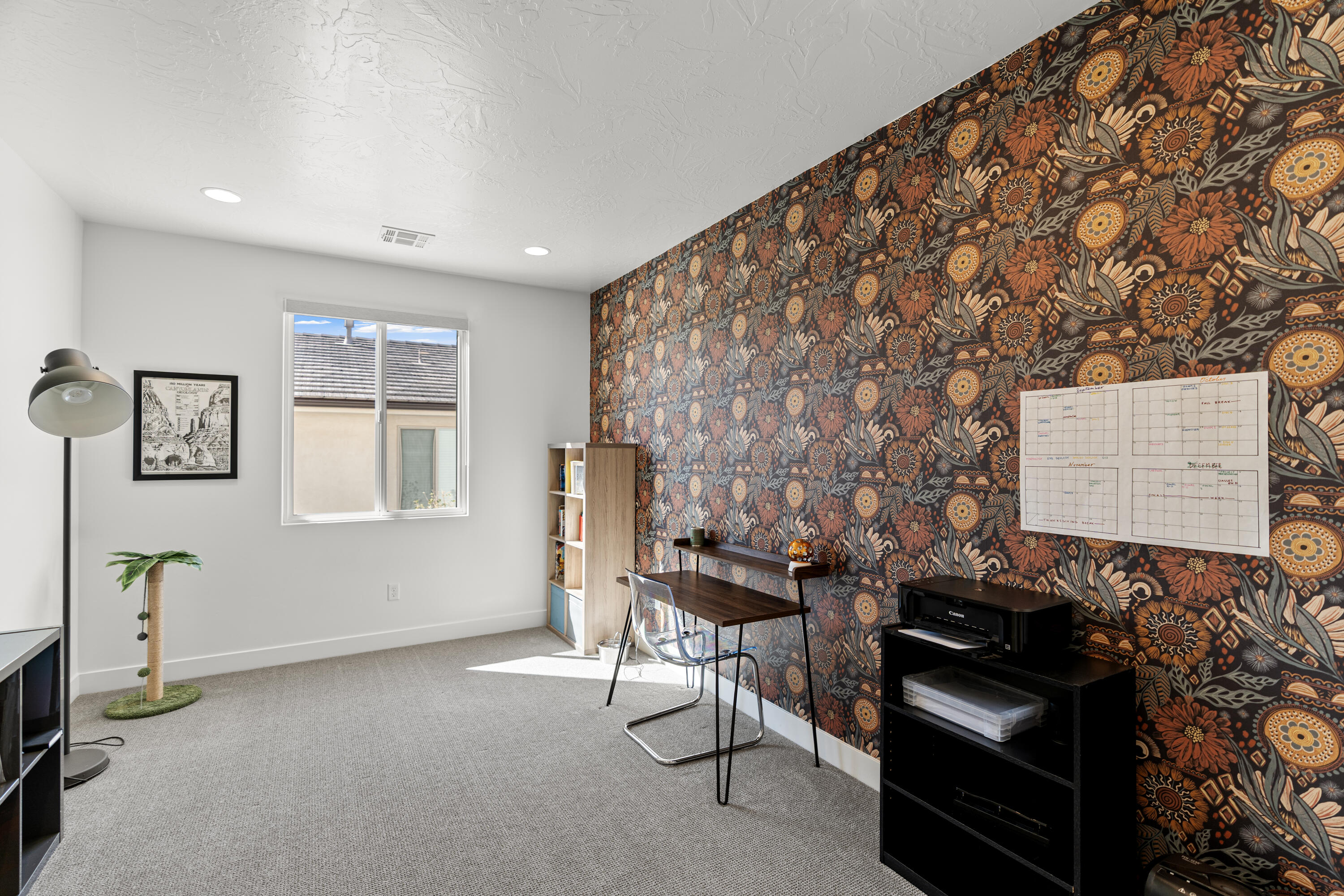 DESERT VISTA TOWNHOMES AT DESERT CANYONS - Residential