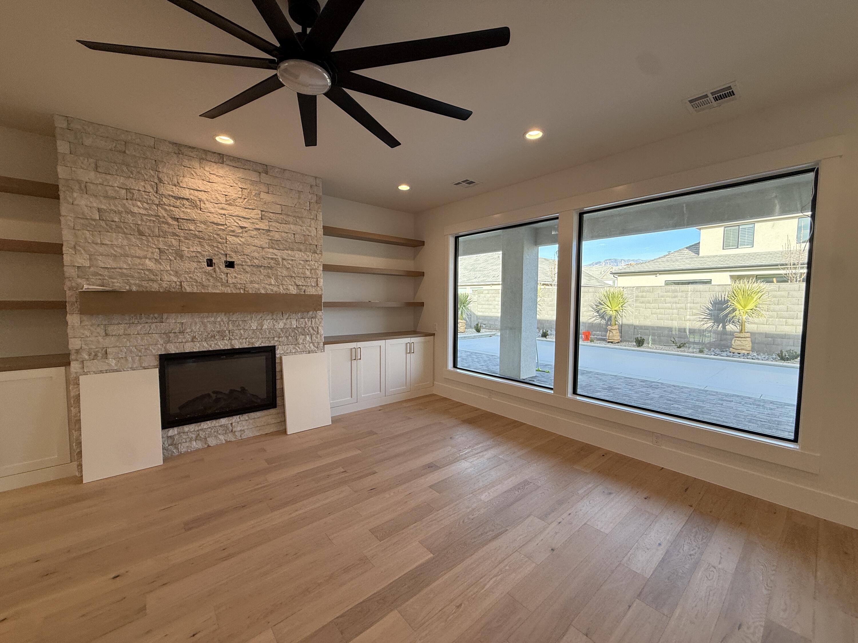 SYCAMORE VILLAGE - Residential