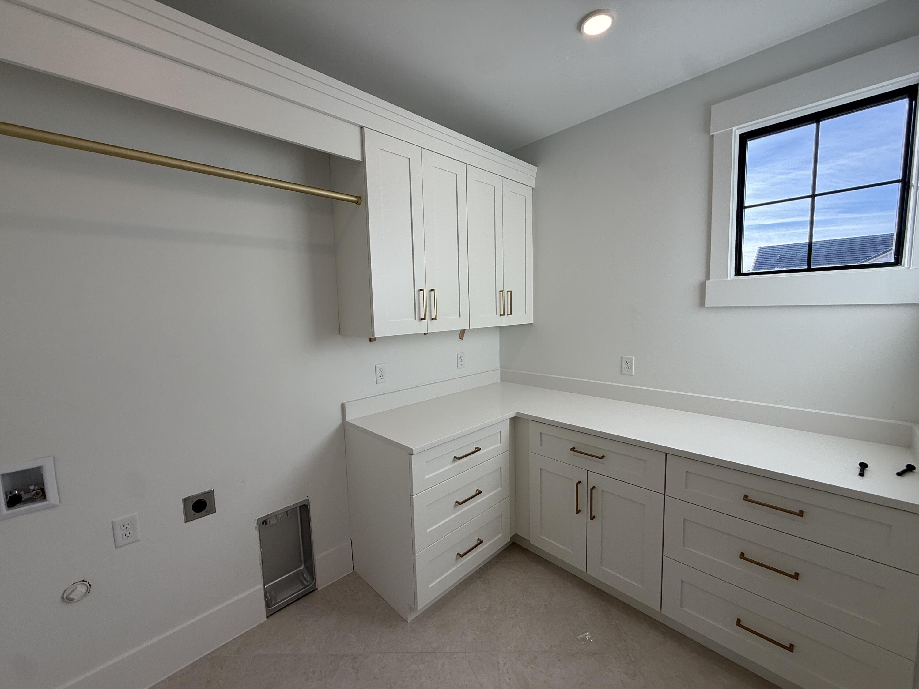 SYCAMORE VILLAGE - Residential