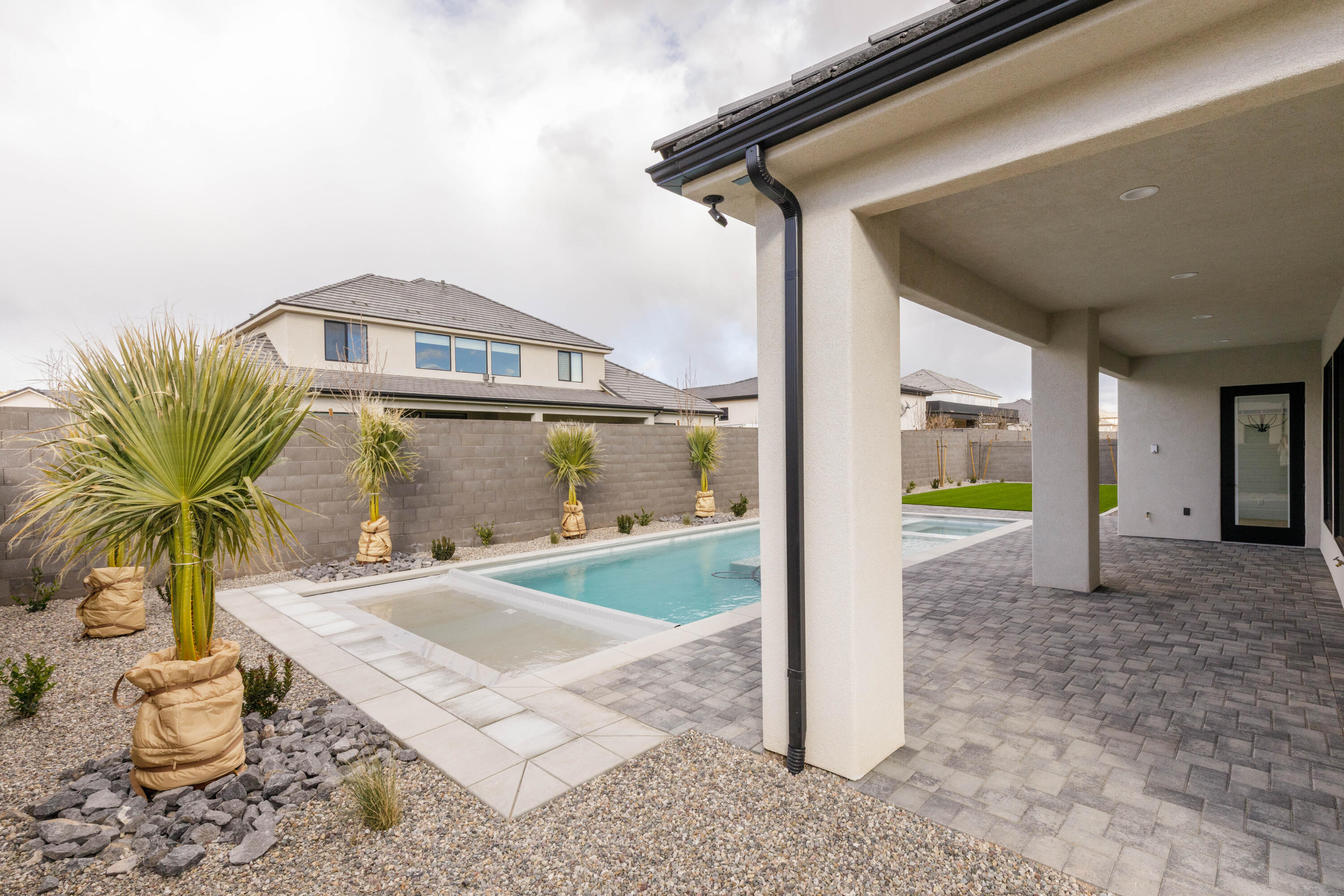 SYCAMORE VILLAGE - Residential