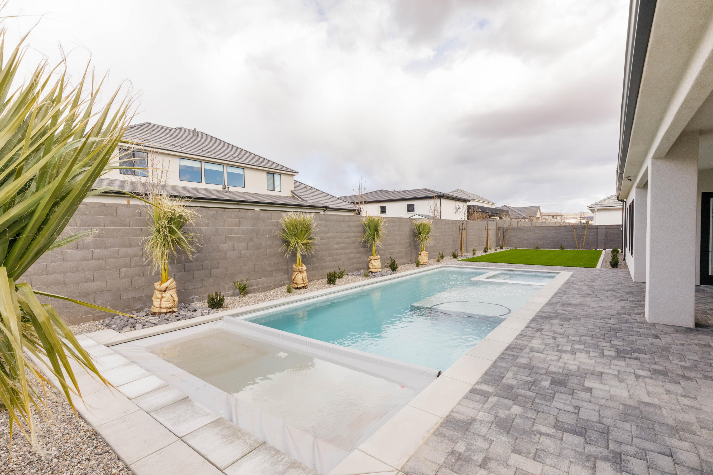 SYCAMORE VILLAGE - Residential