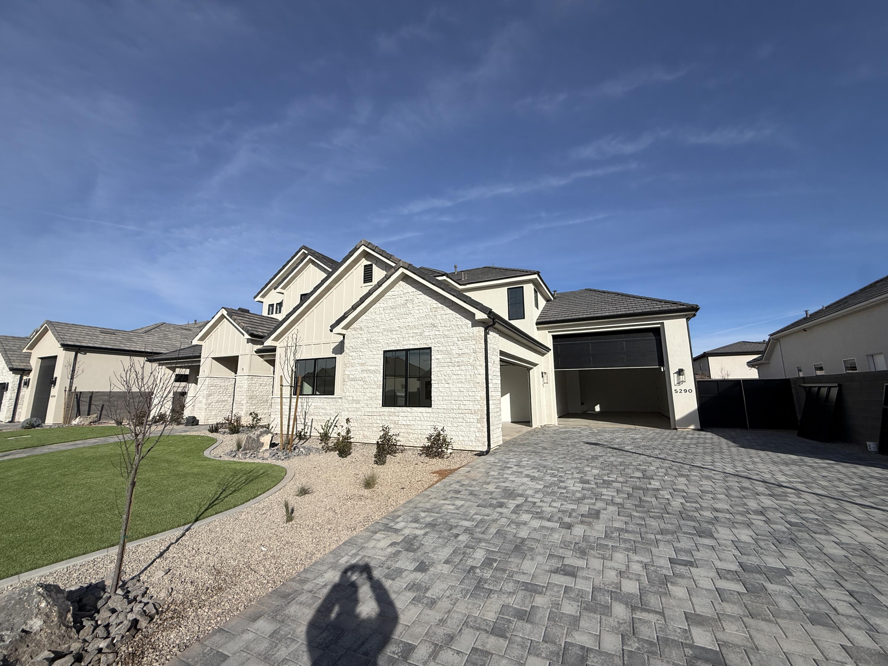 SYCAMORE VILLAGE - Residential