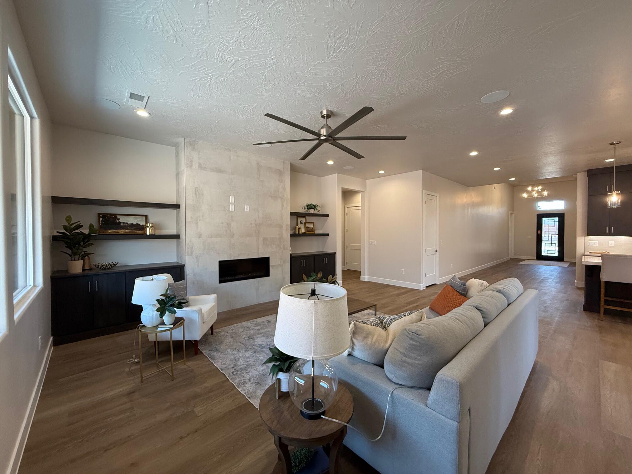 UNITY VILLAGE - Residential