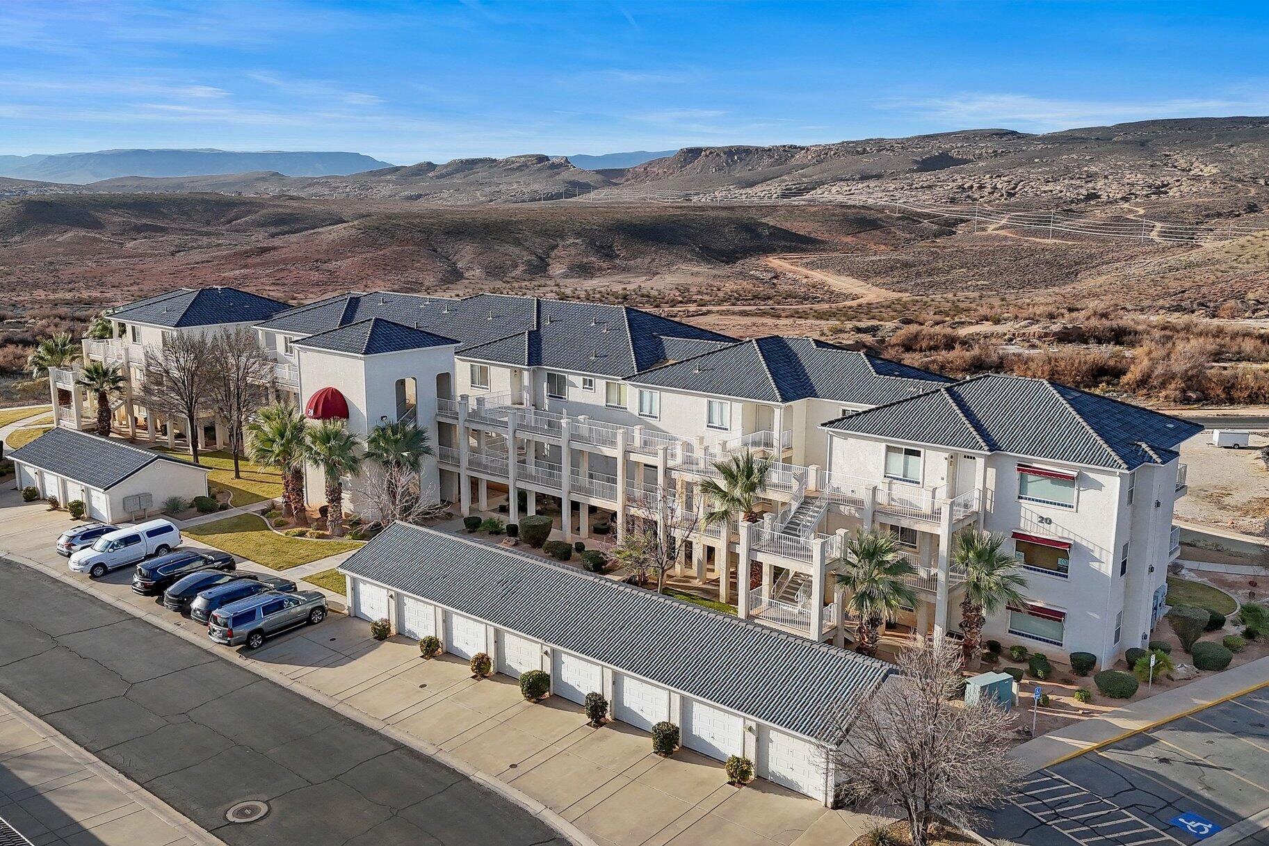 LAS PALMAS RESORT CONDOS - Residential