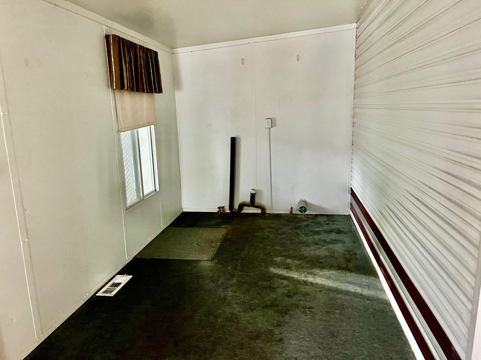 CHEROKEE SPRINGS RV PARK - Residential