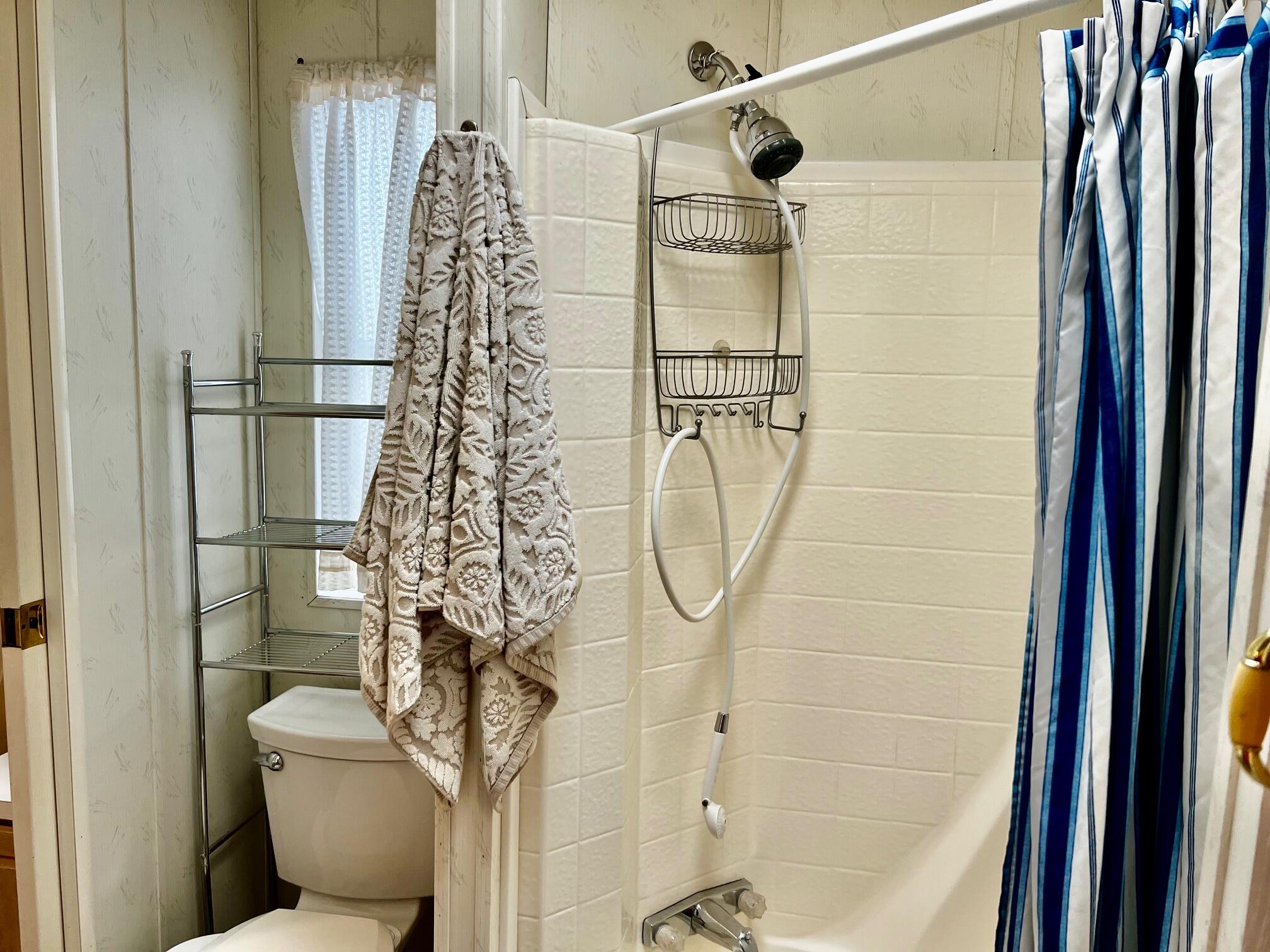 CHEROKEE SPRINGS RV PARK - Residential