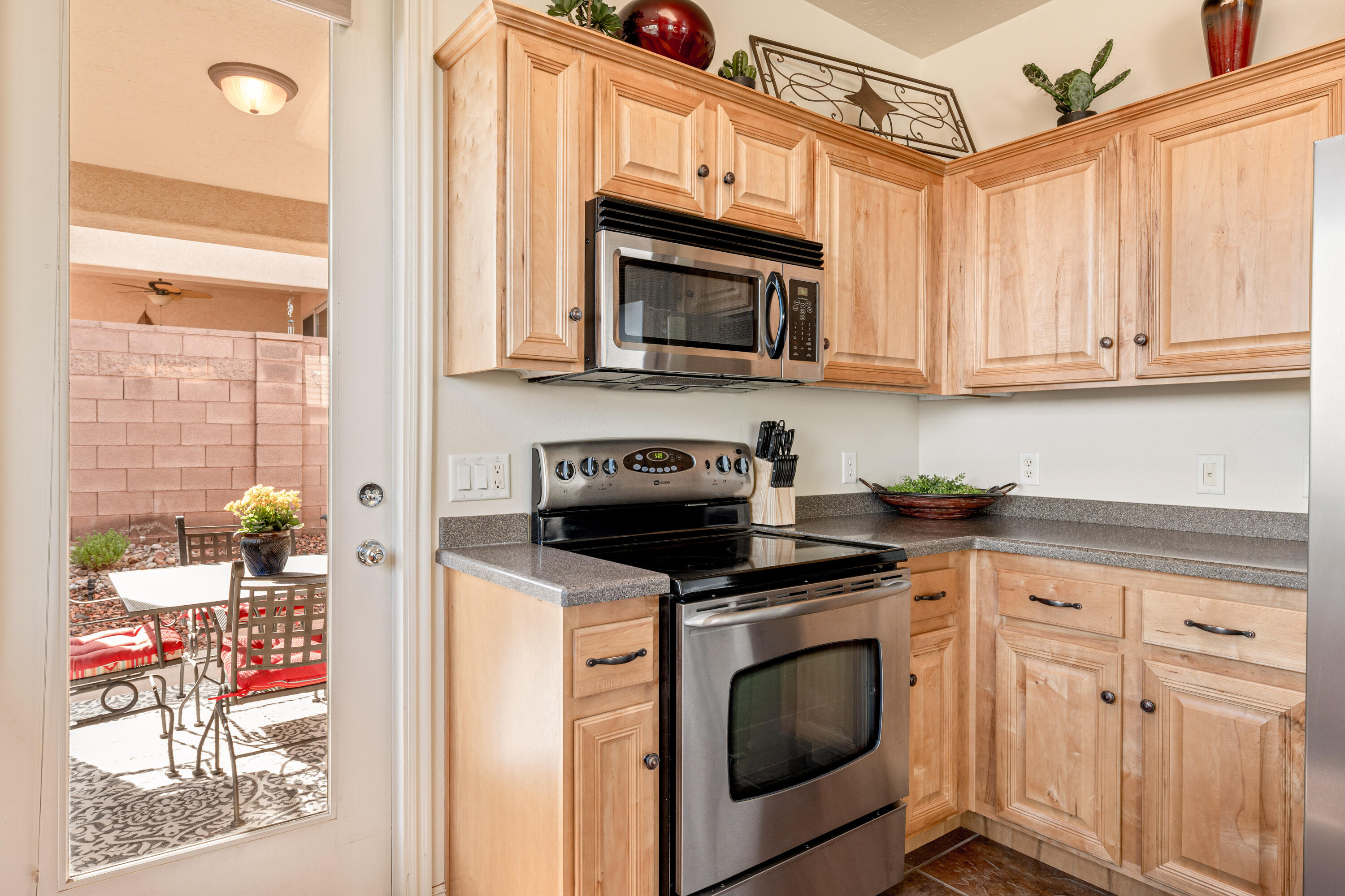 CORAL CANYON - Residential