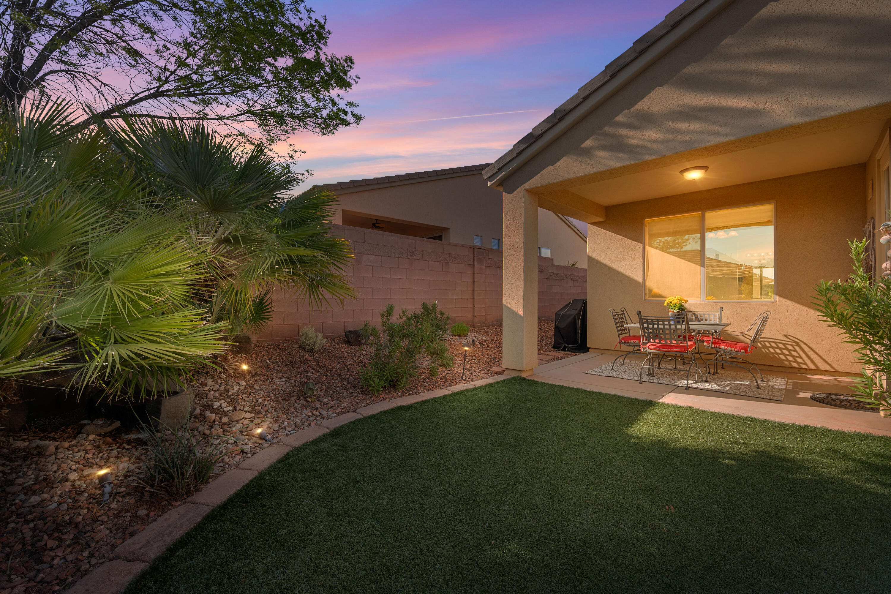 CORAL CANYON - Residential