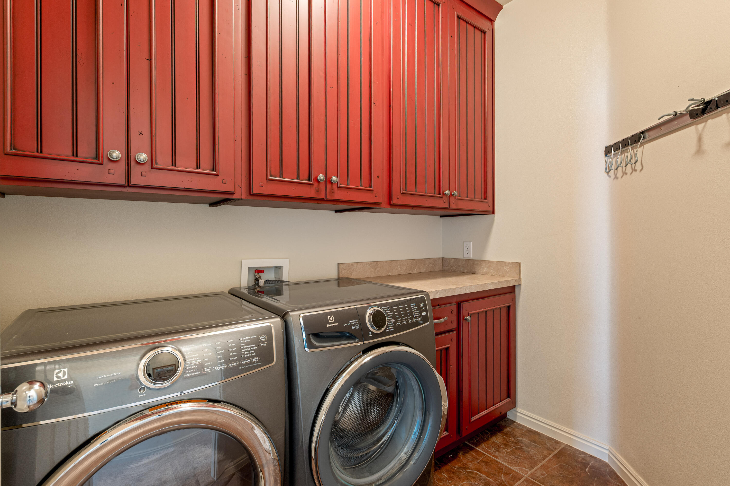 CORAL CANYON - Residential