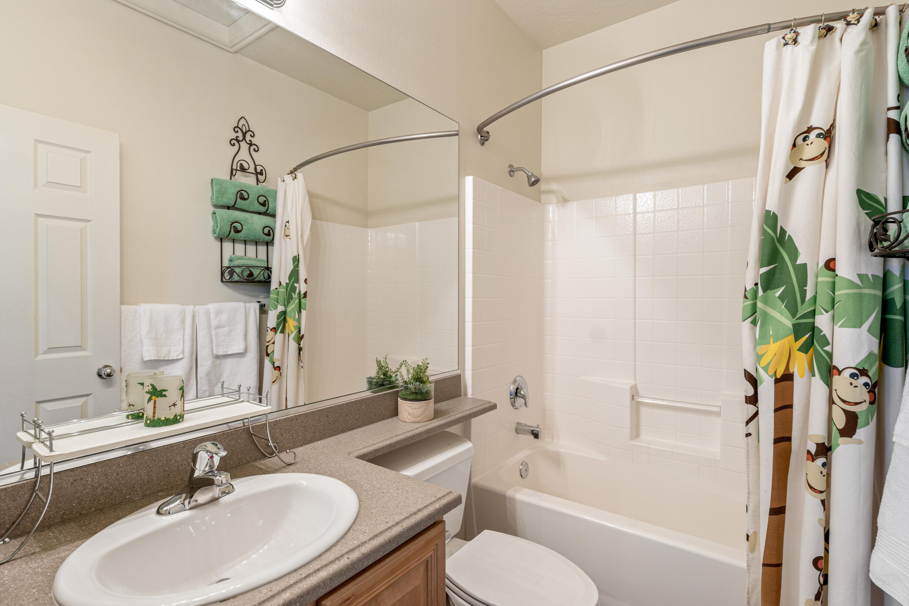 CORAL CANYON - Residential