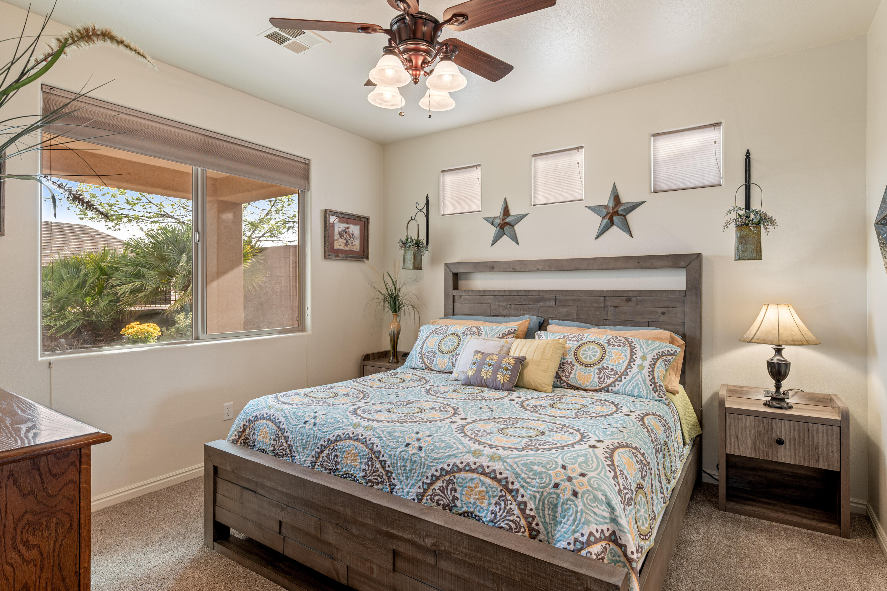 CORAL CANYON - Residential