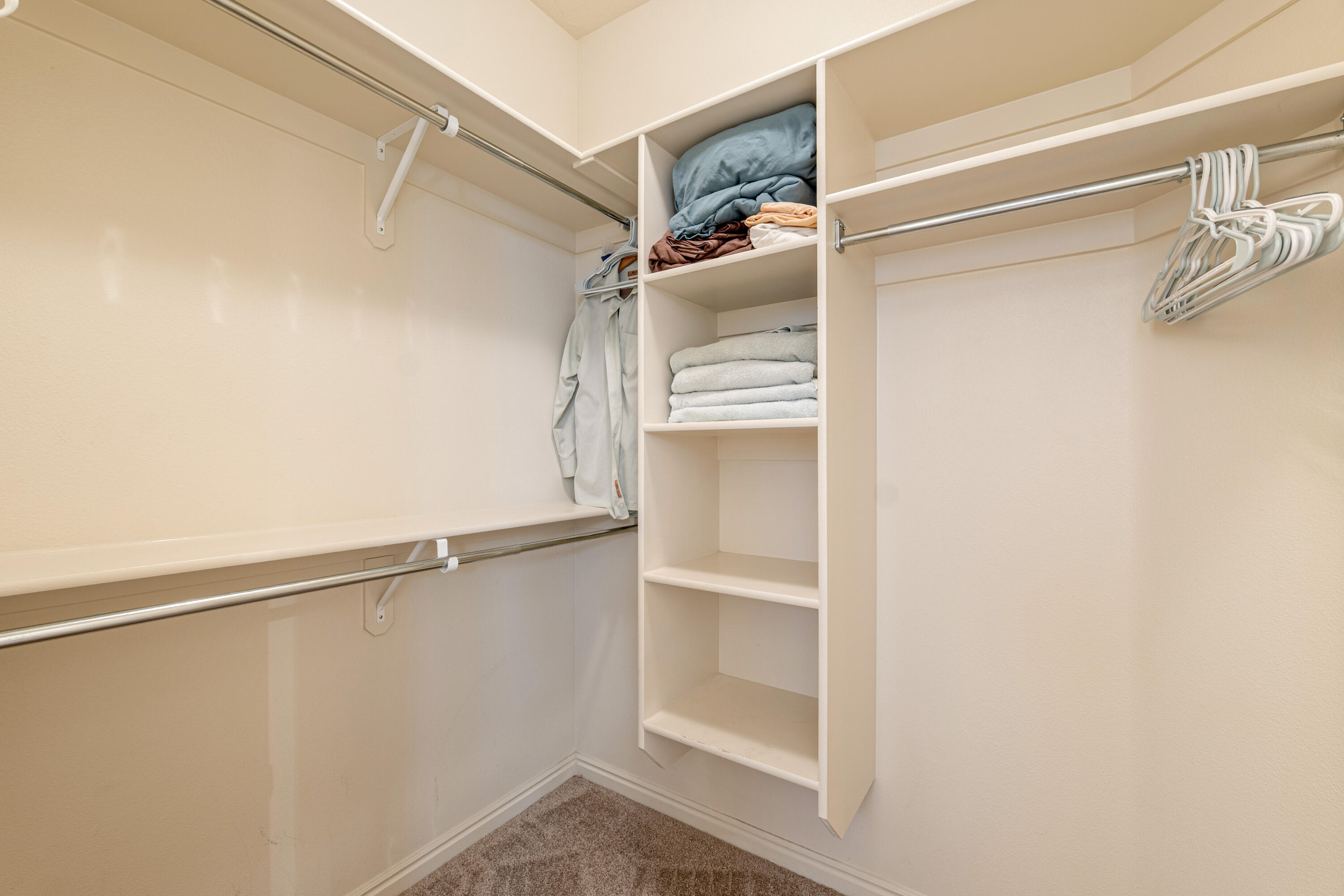 CORAL CANYON - Residential