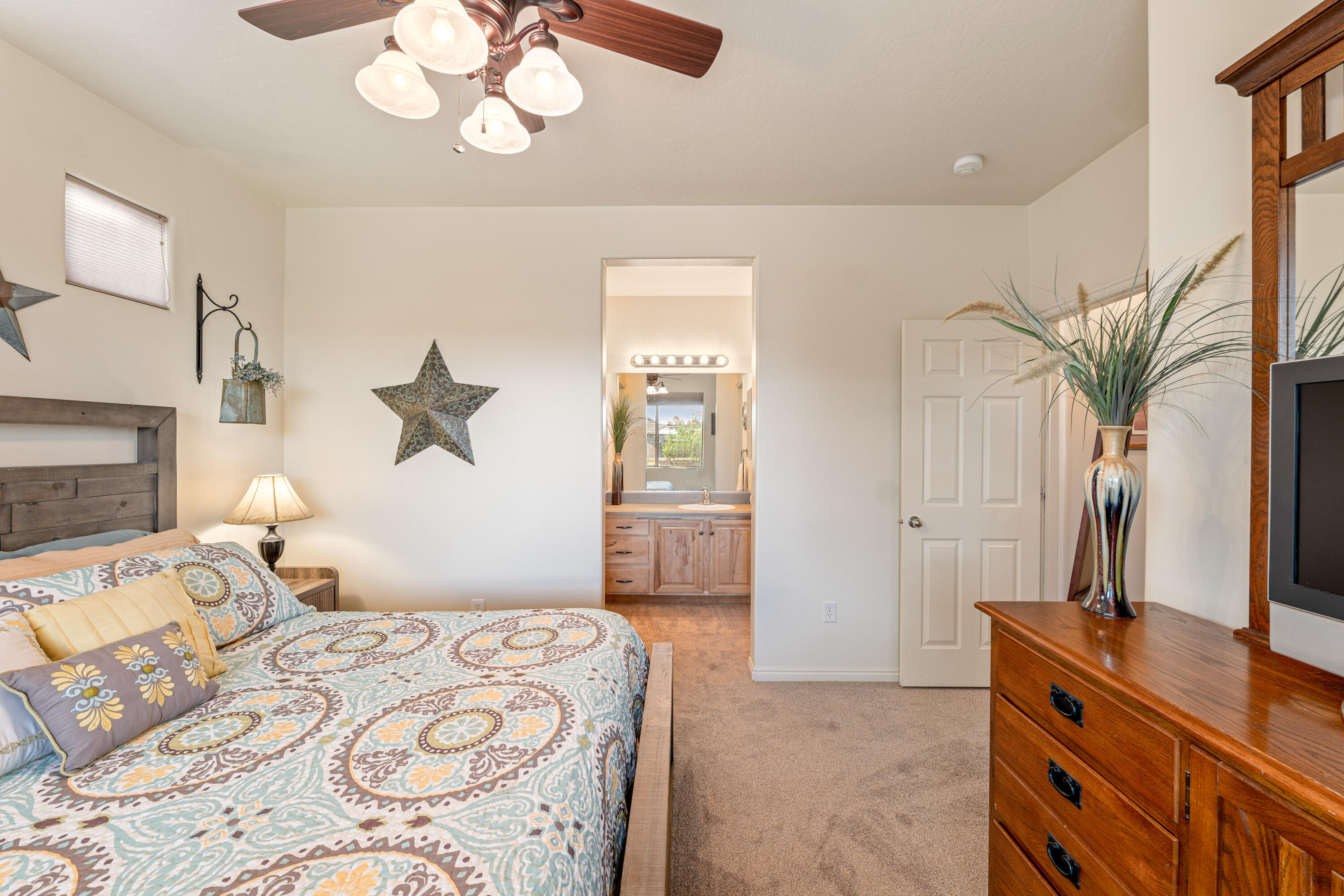 CORAL CANYON - Residential