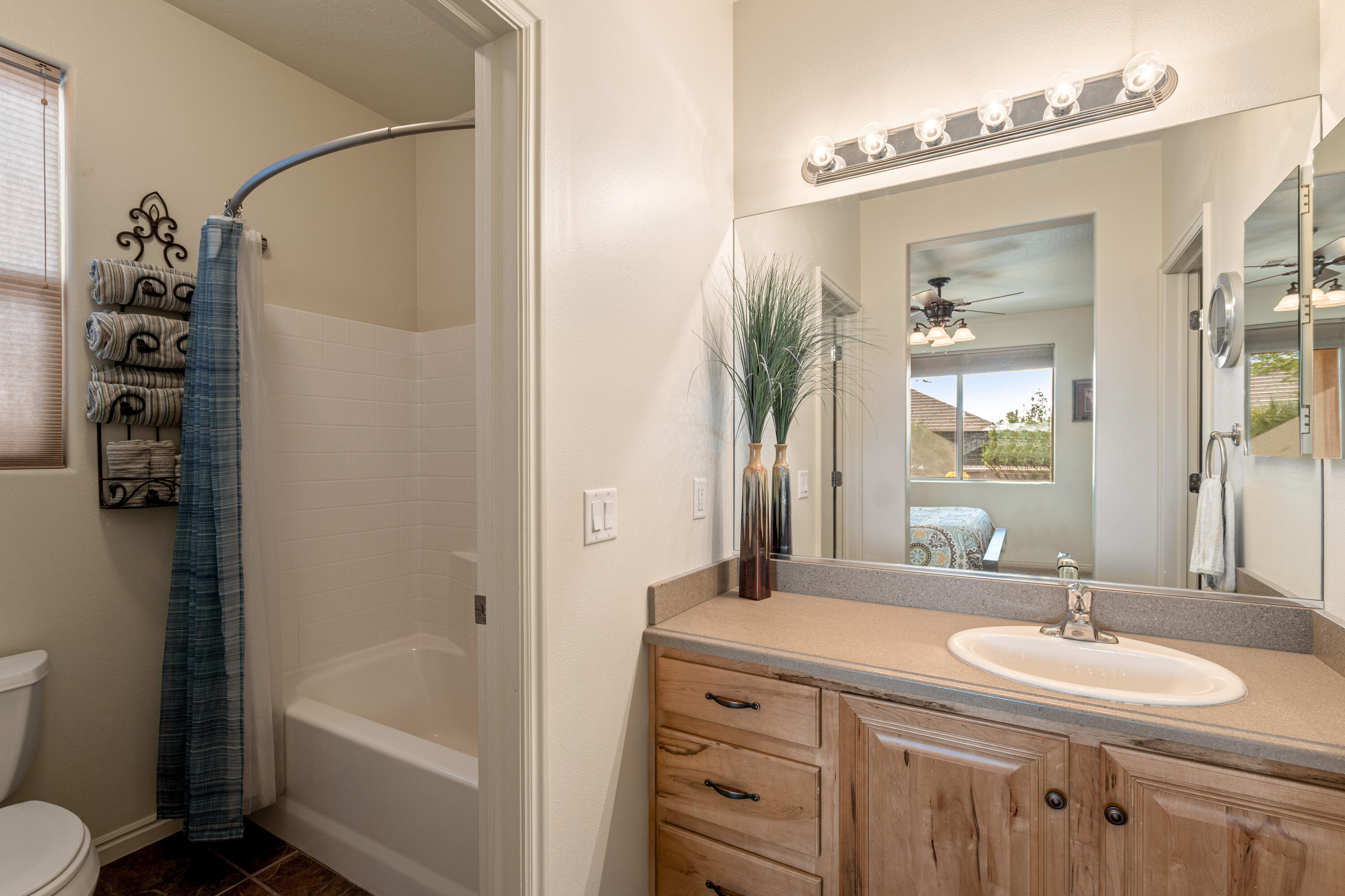 CORAL CANYON - Residential