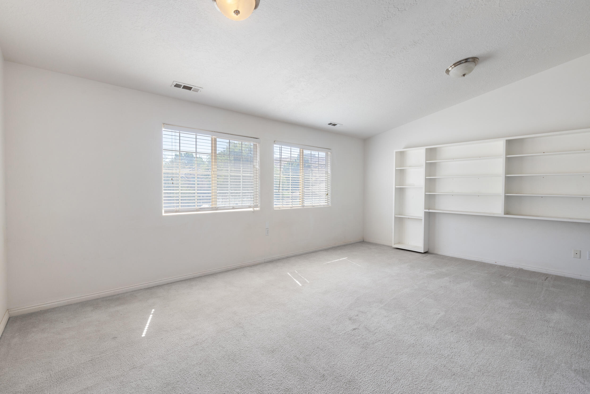 CANTERWOOD ESTATES - Residential