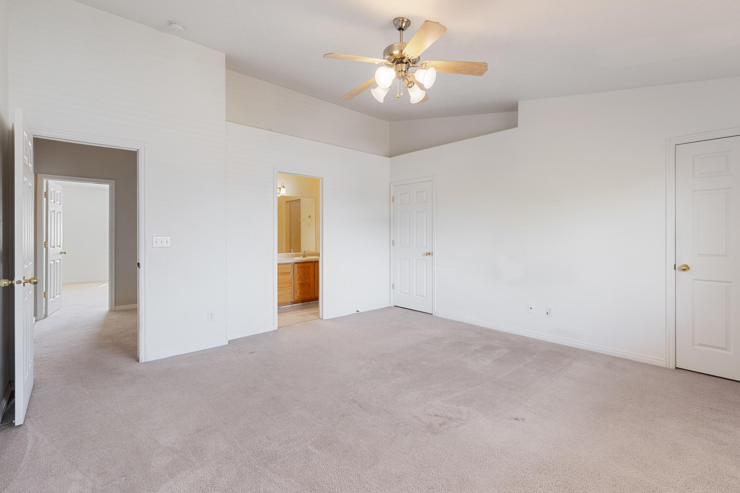 CANTERWOOD ESTATES - Residential