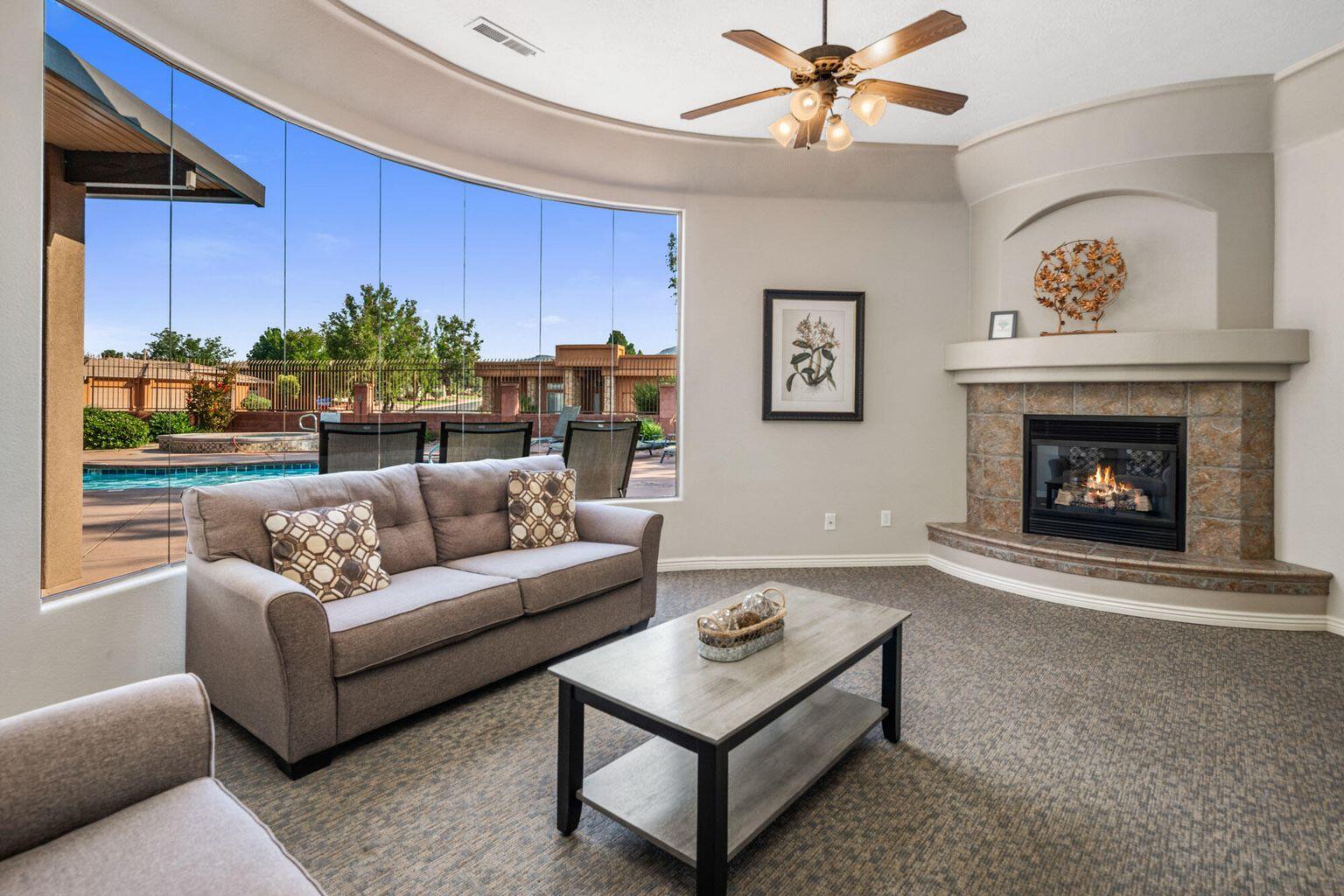 PARADISE CANYON - Residential