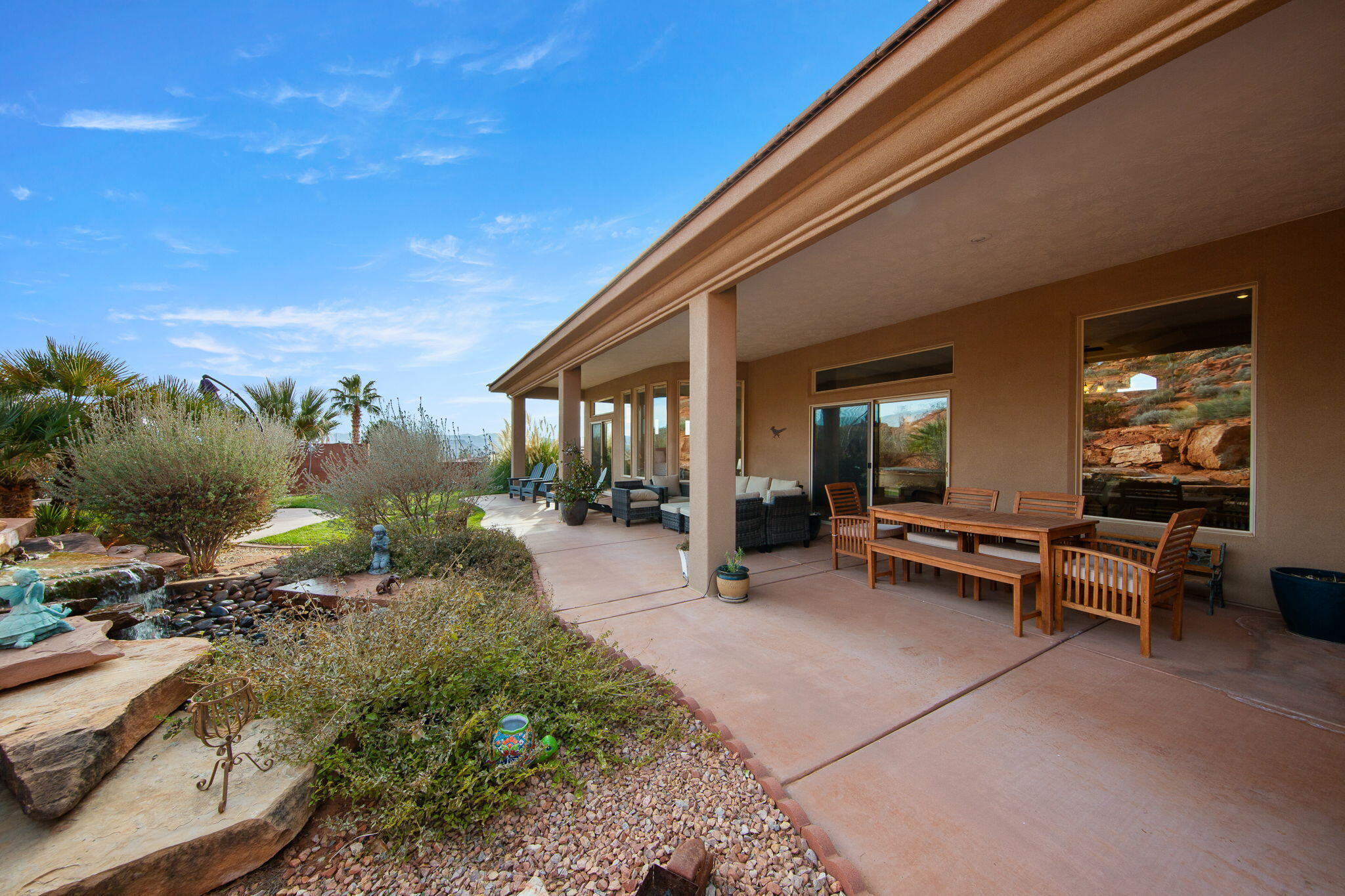 PARADISE CANYON - Residential