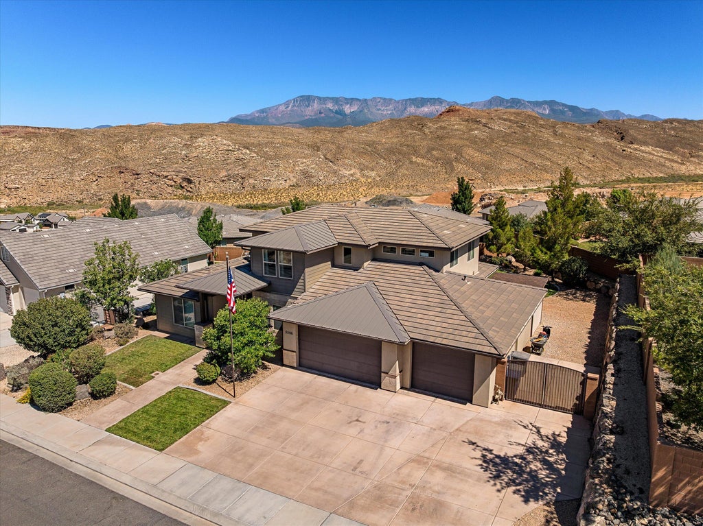 Photo of 3506 W 400 N, Hurricane, UT 84737 (MLS # 26-274084)