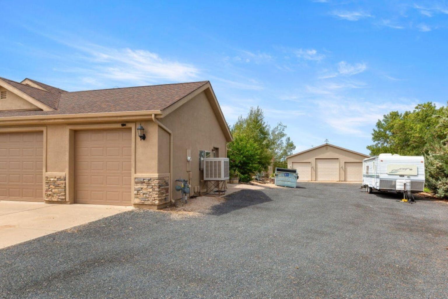 OLD FARM - Residential